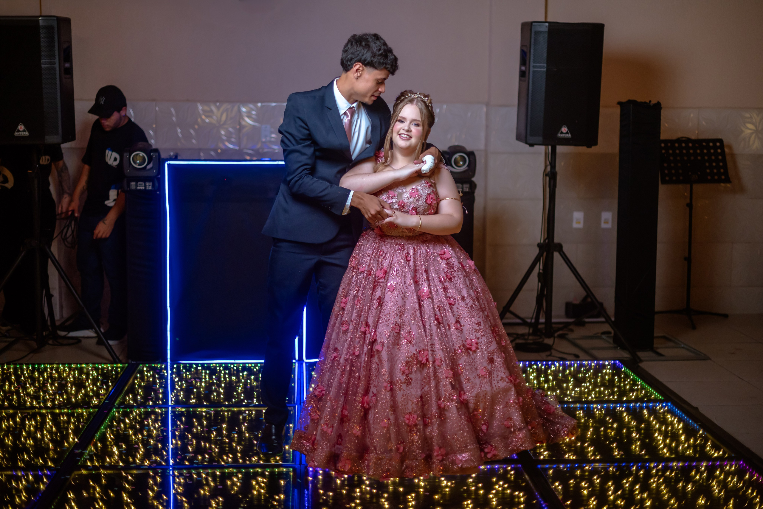 Alice 15 anos. Quem somos
