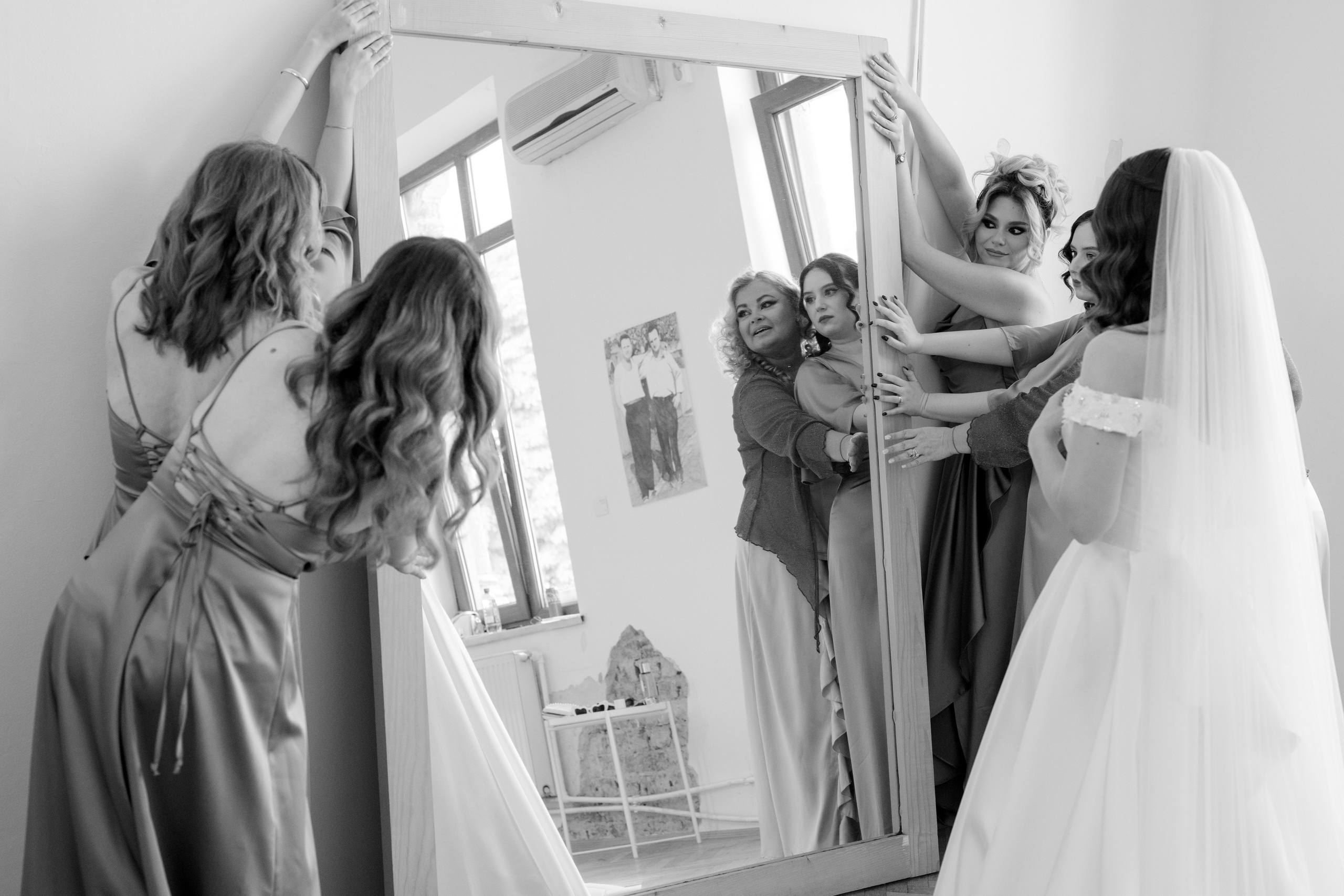 Nunta Alexandra si Viorel — Jubile Ballroom — Pregatiri si Biserica. Ana Maria Dragan Fotograf Evenimente