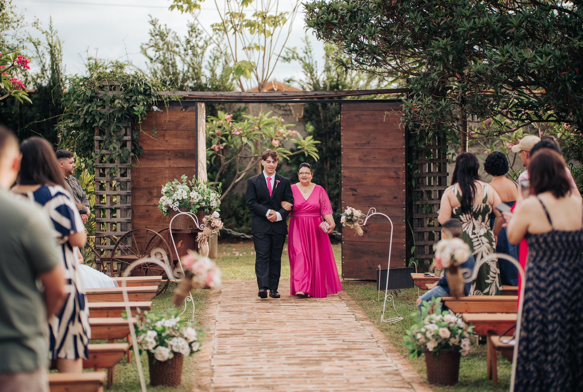 Nathallya & Antônio Marco — Vila Casali / Piratininga SP. Robson Colaço