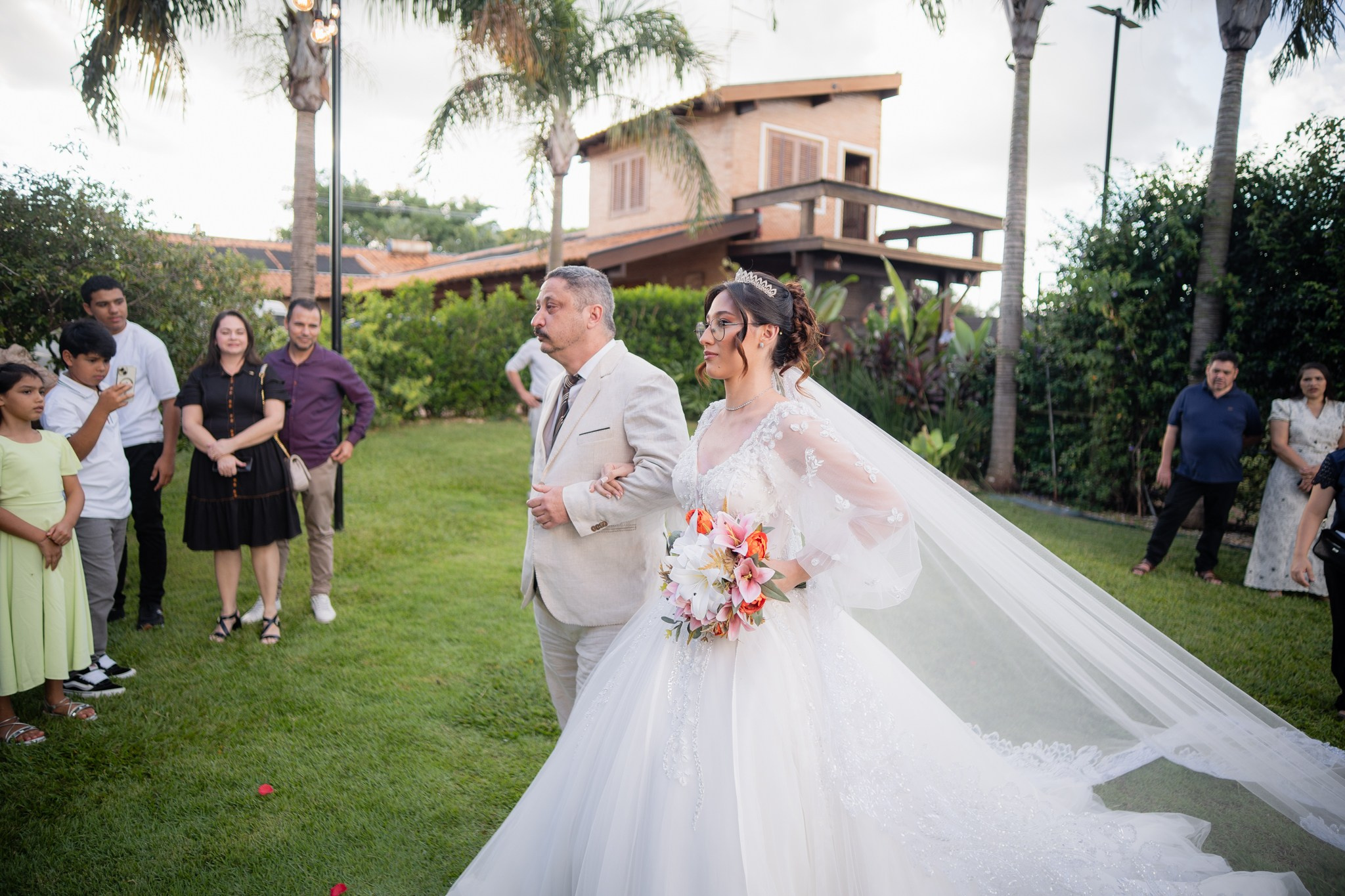 Larissa & Vinicius — Espaço Faveral / Aararaquara. Robson Colaço