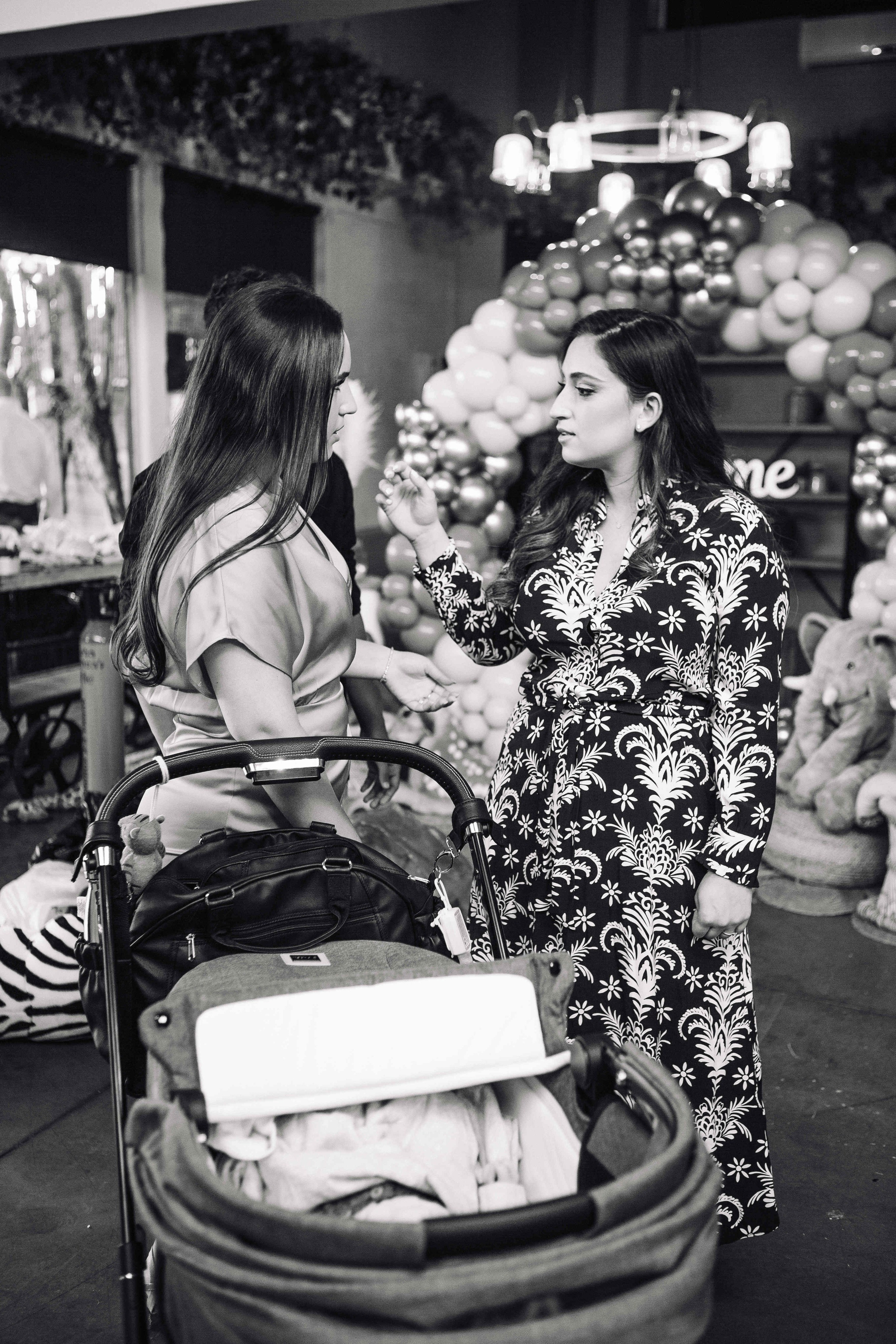 BRIT MILA (BIG EVENT). PHOTOGRAPHER IN ISRAEL