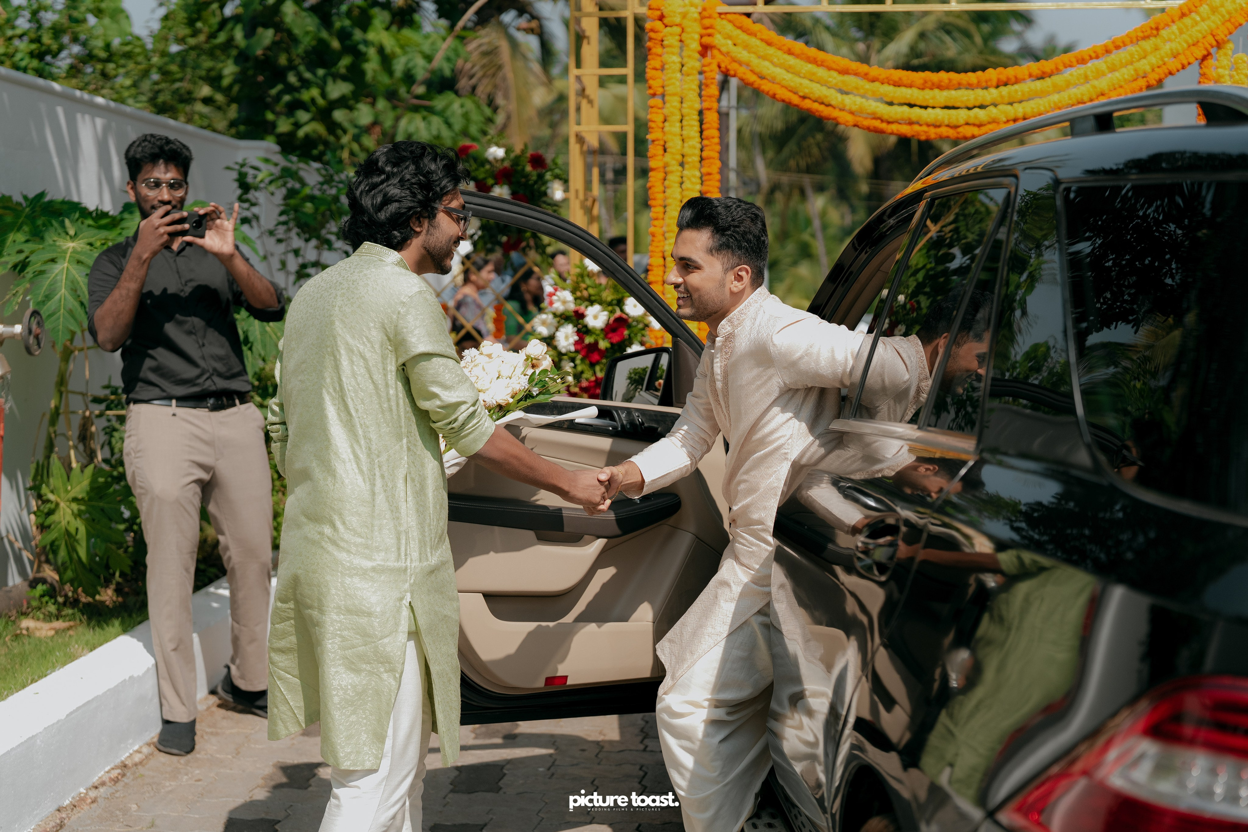 Traditional Kerala Hindu Wedding. Fine art Wedding Photographers in India & Canada