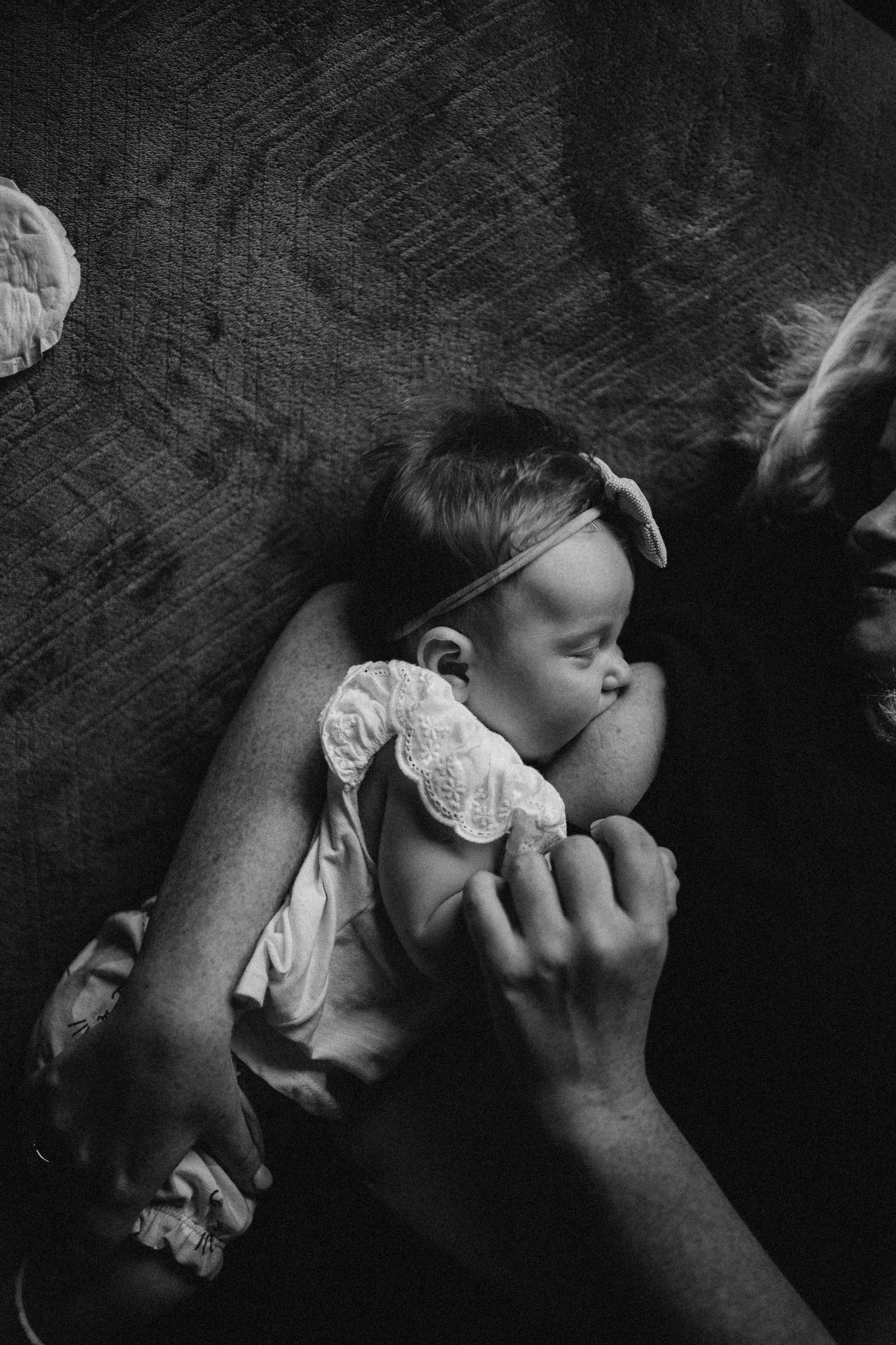 Nicole 3 meses. Fotografa documental de familia e nascimento em Florianópolis SC Daria Ermolaev