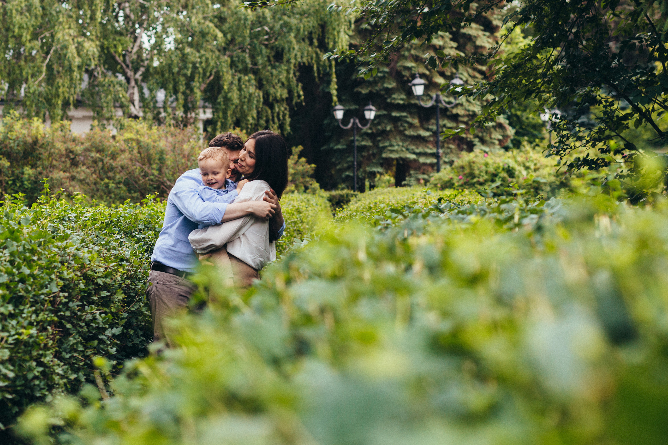 Family afternoon in the park. Irina Krokhaleva. Family & couple photographer in Yekaterinburg, Russia