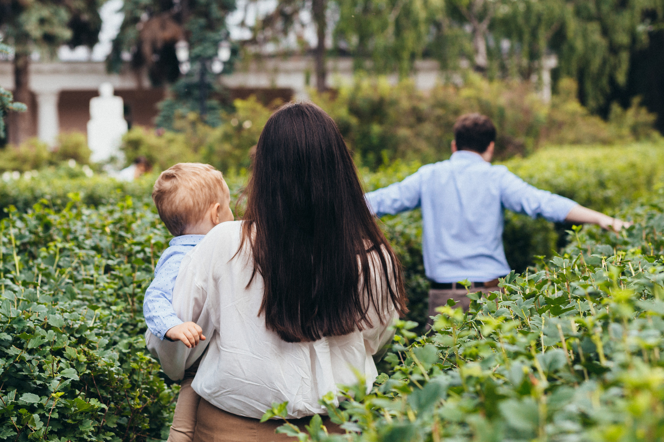 Family afternoon in the park. Irina Krokhaleva. Family & couple photographer in Yekaterinburg, Russia
