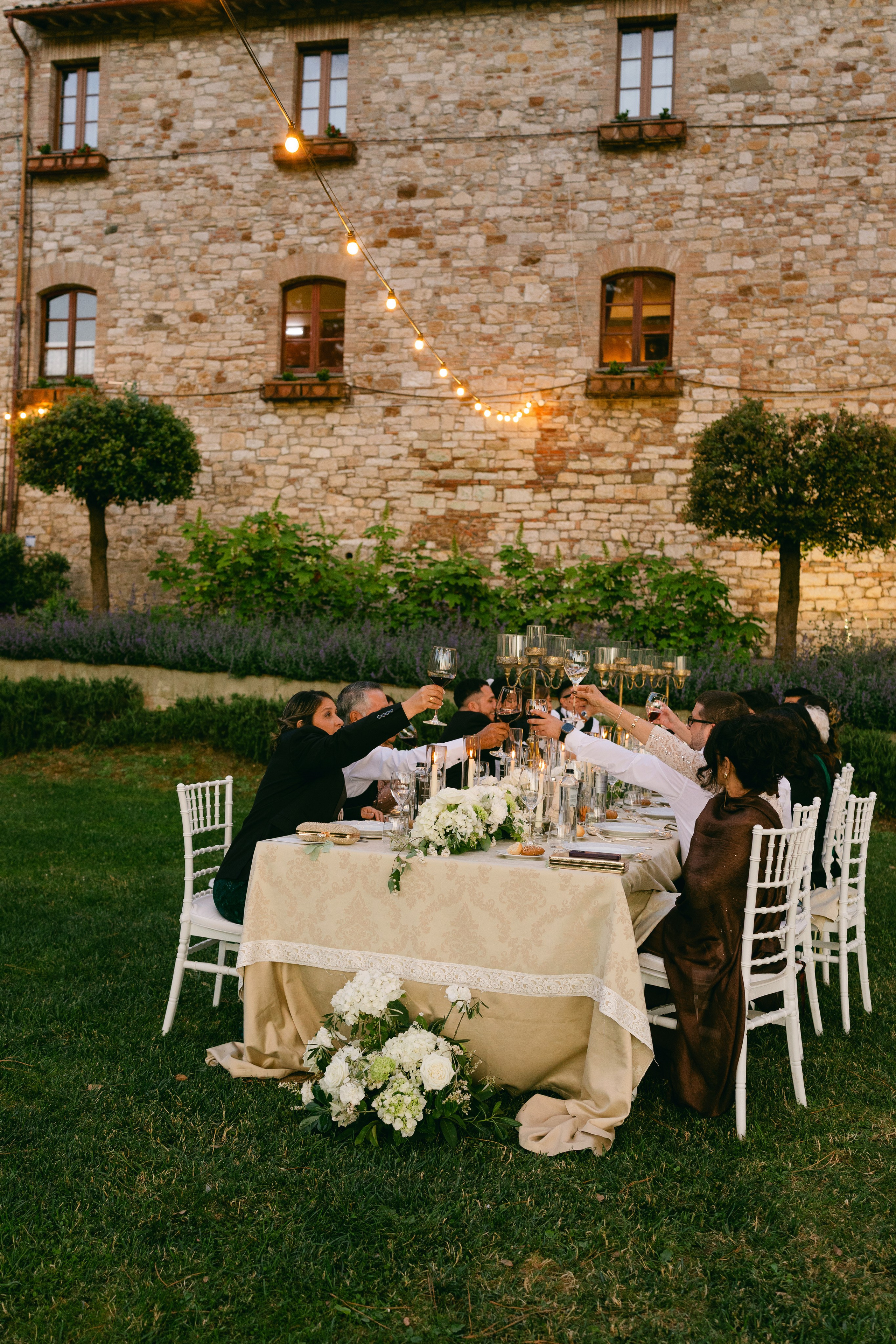 Elisa and John. Sara Luca Wedding Photographer in Italy and Europe