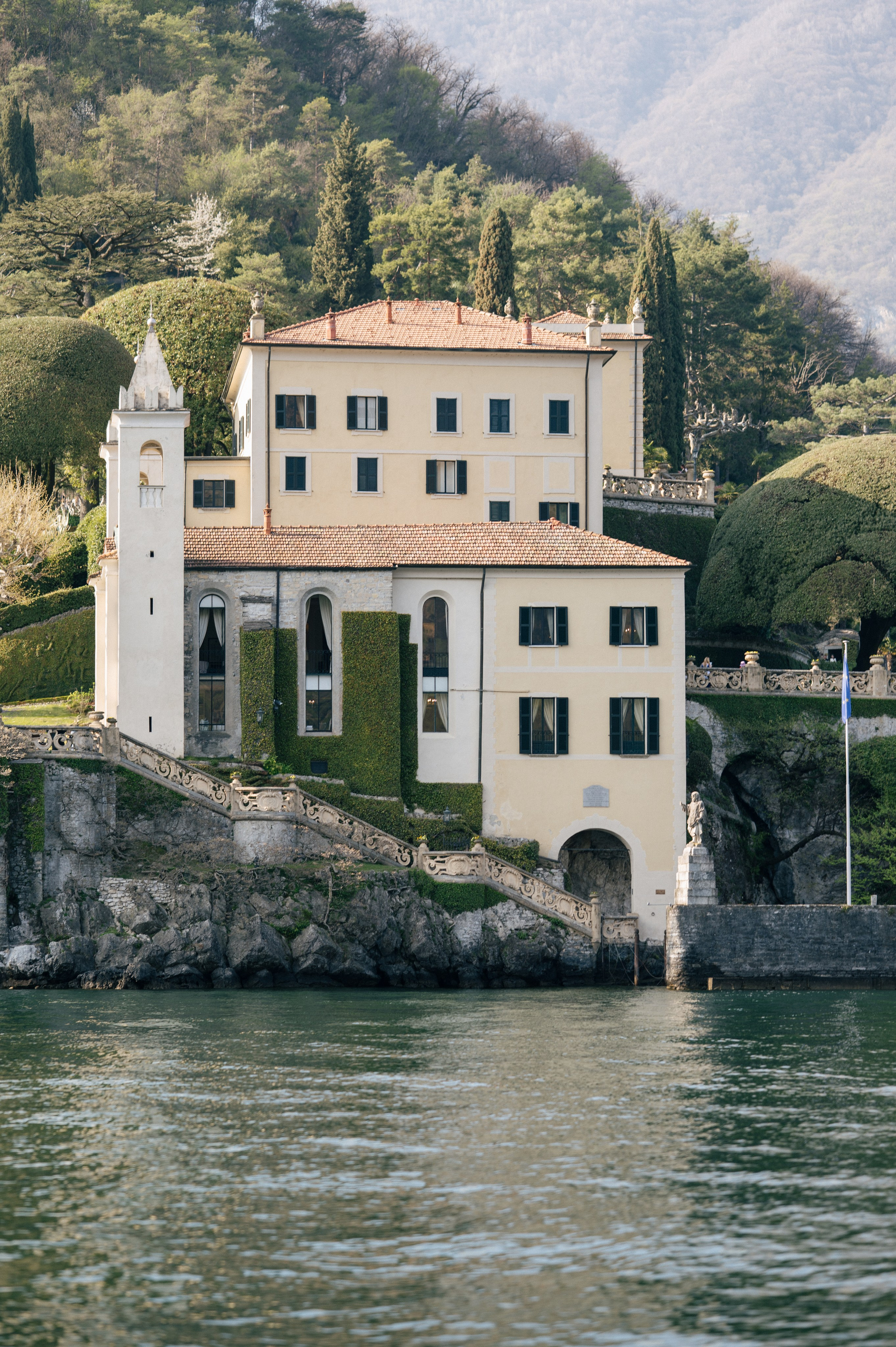 Lake Como. Lake Como Photographer — Proposal | Wedding | Elopement