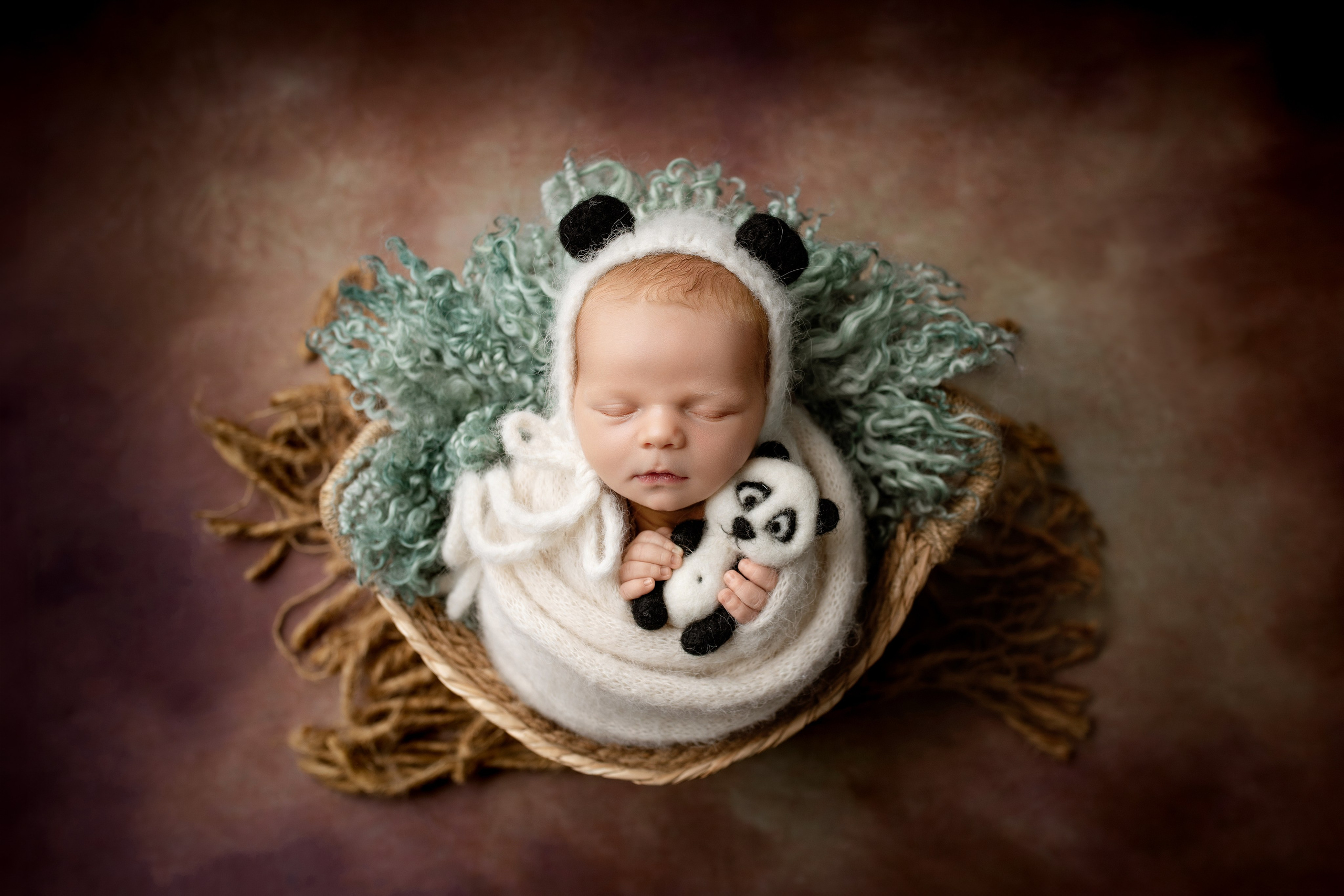 Esu Aleksandra naujagimių ir kudikių fotografė iš Vilniaus