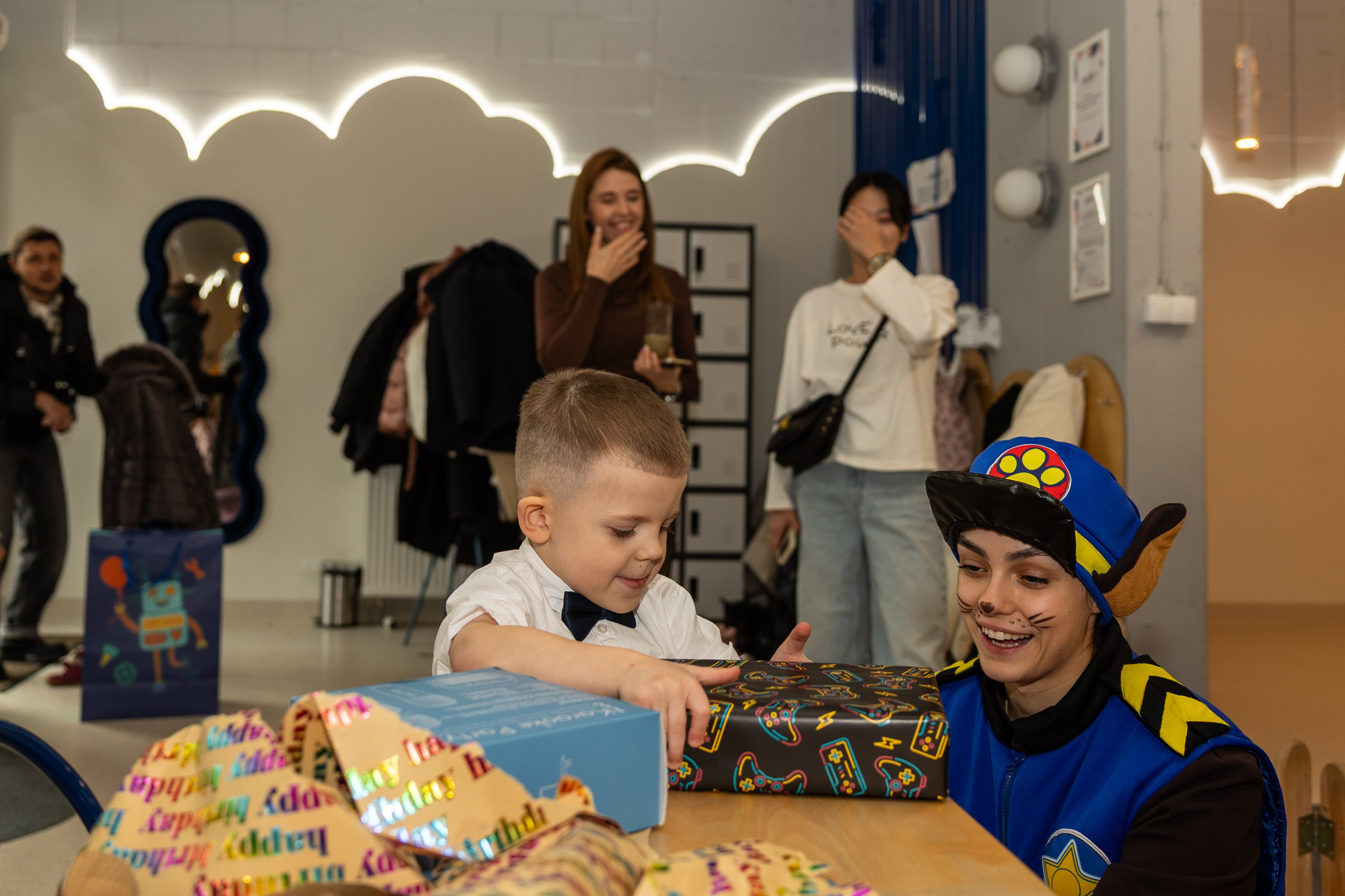 День рождения Артёма 24 января 2026 года. Семейный и детский фотограф в Варшаве Мила Бобровская