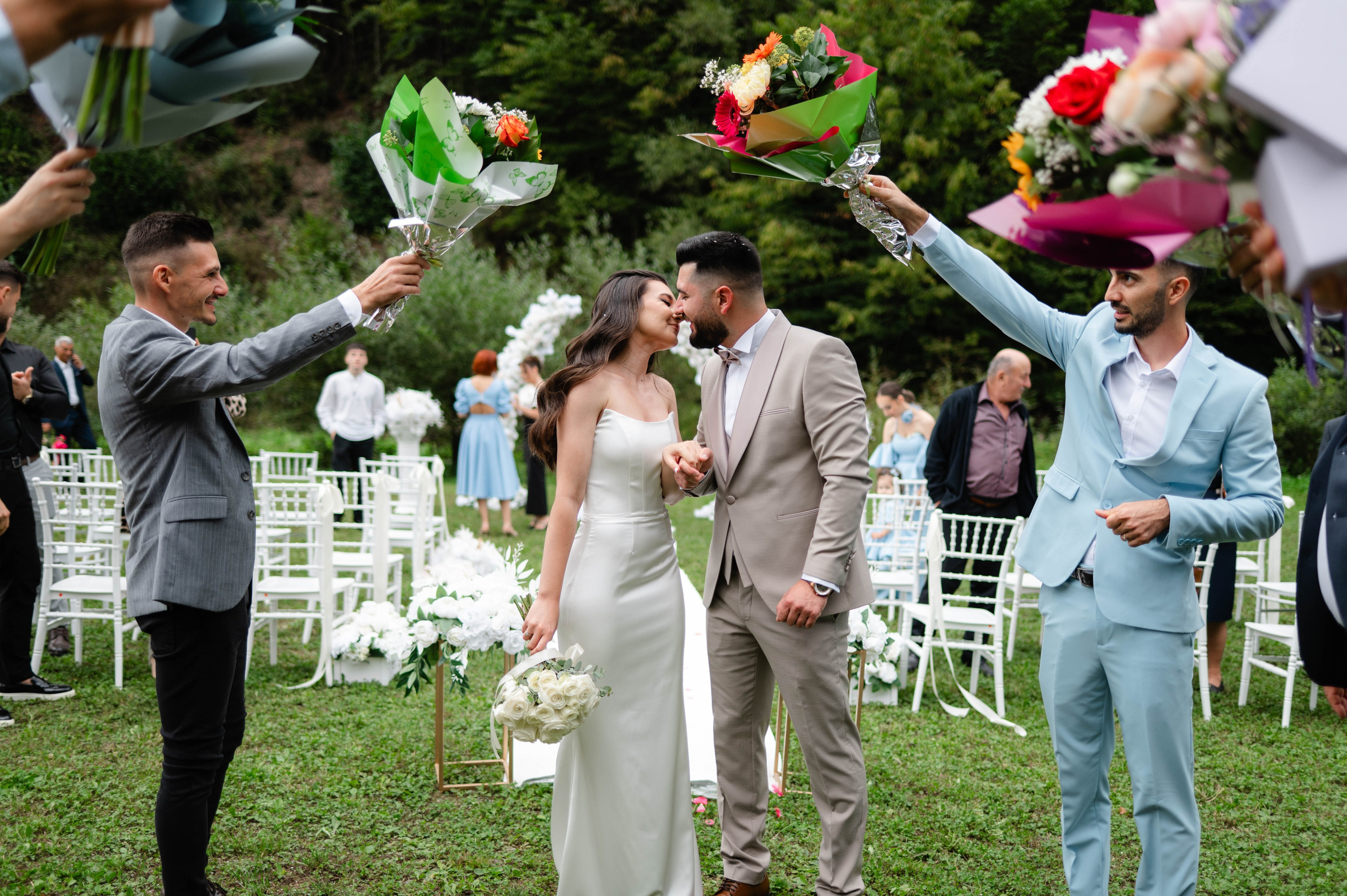 Bianca + Mihai. Alexandra Hanu Photographer