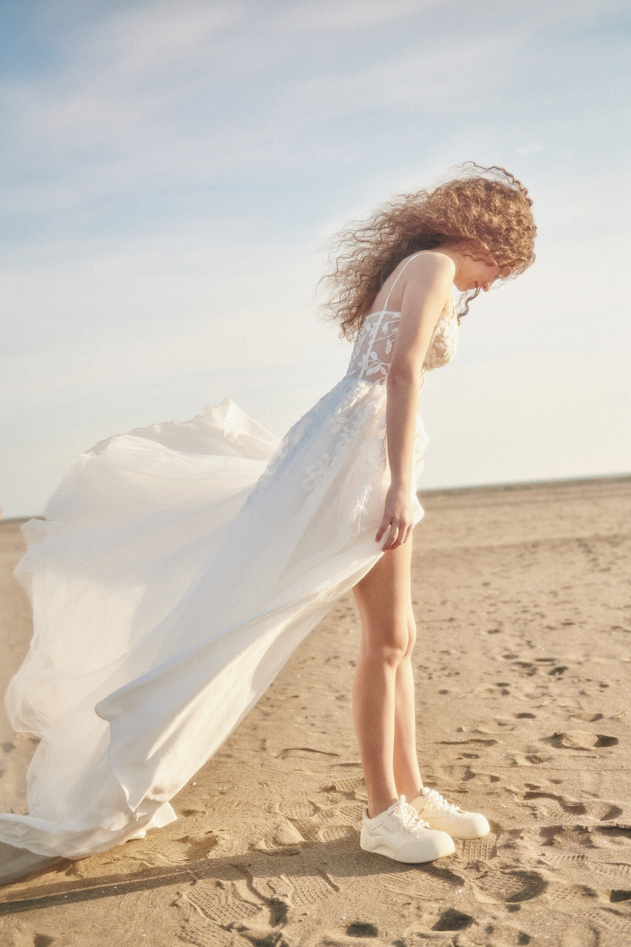 NASTYA ANIKINA Wedding dress. Minimalist brand photographer & videographer | Raw sincerity. Pure Form