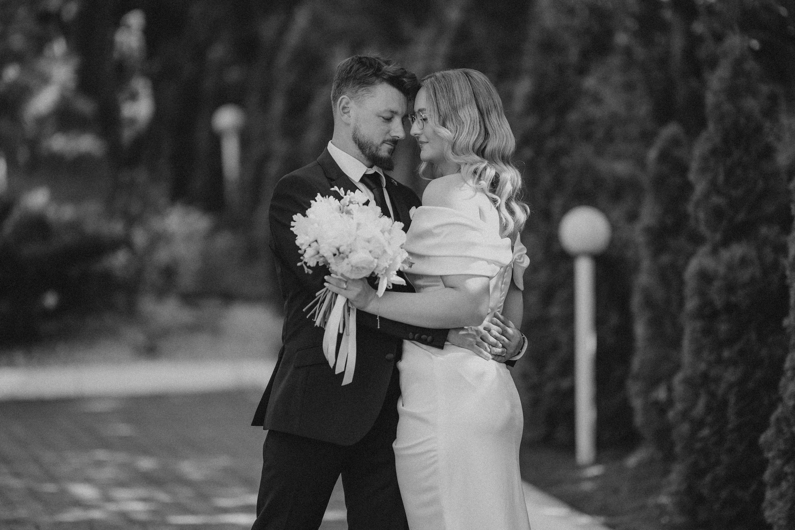 Elena + Cristi. Goldut Sergiu Photographer