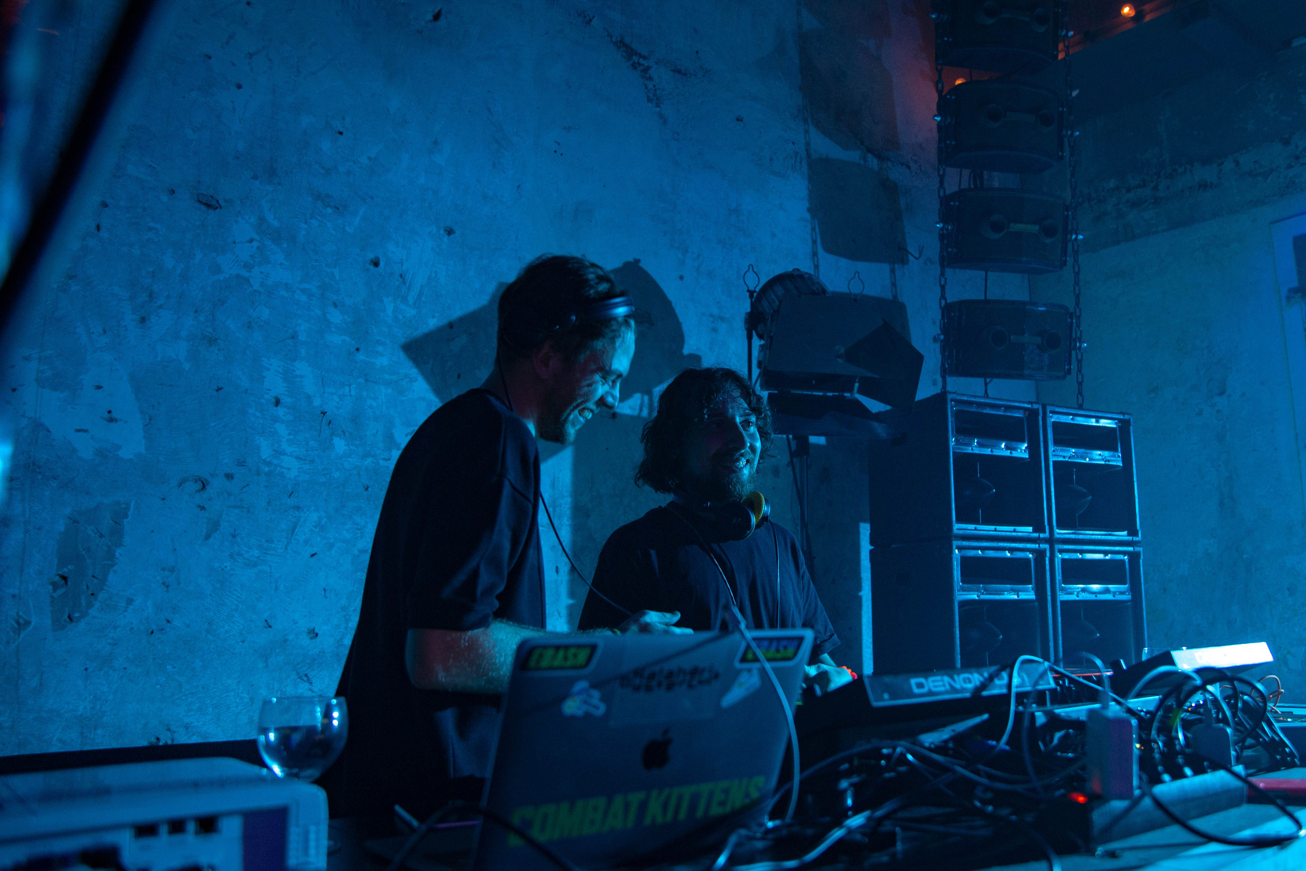 DANCE WITH UKRAINE. Portrait family photographer in Berlin Elena Zakh