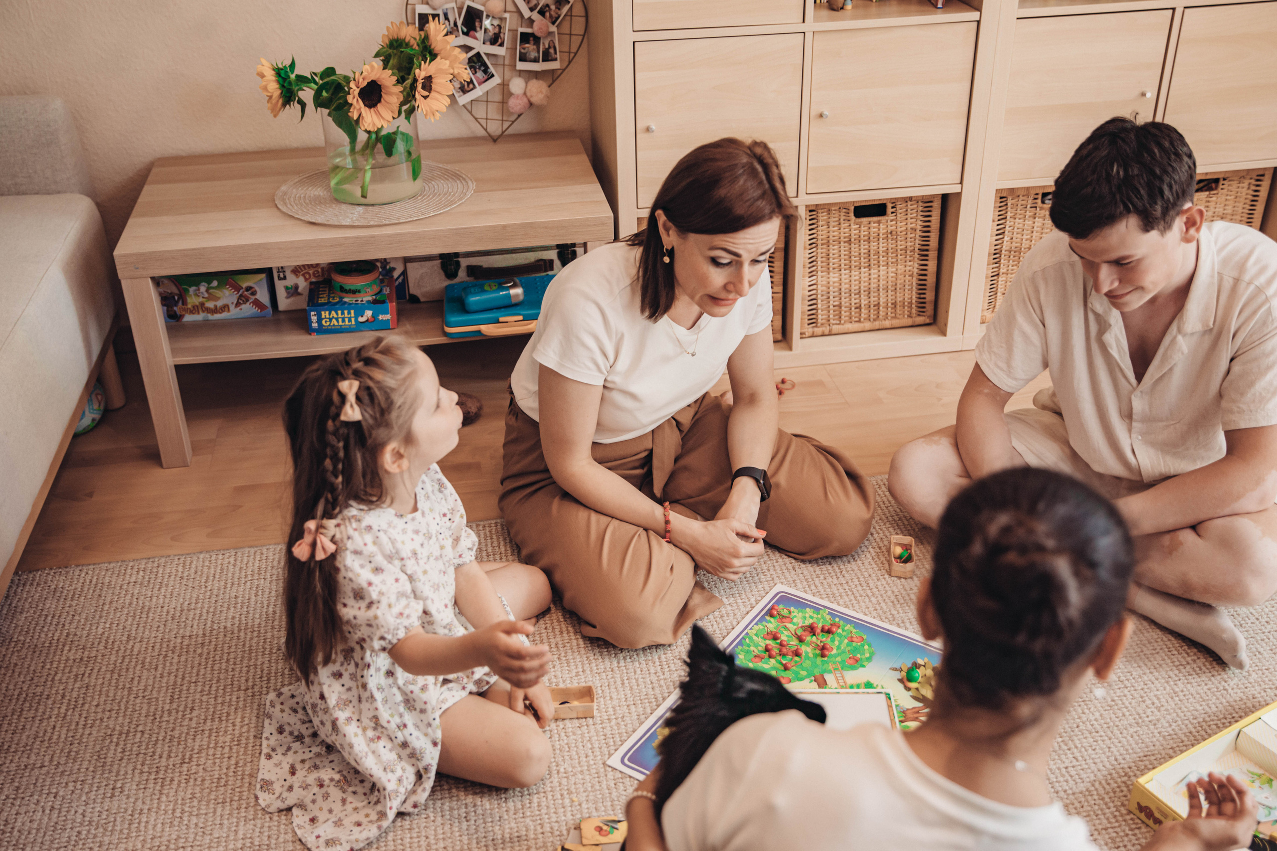 Julia’s family. Portrait family photographer in Berlin Elena Zakh
