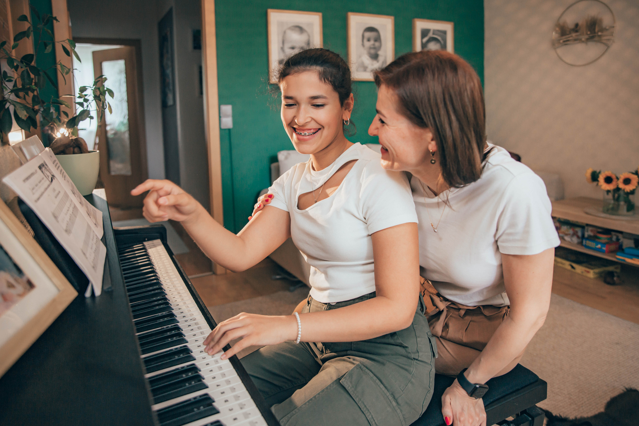 Julia’s family. Portrait family photographer in Berlin Elena Zakh