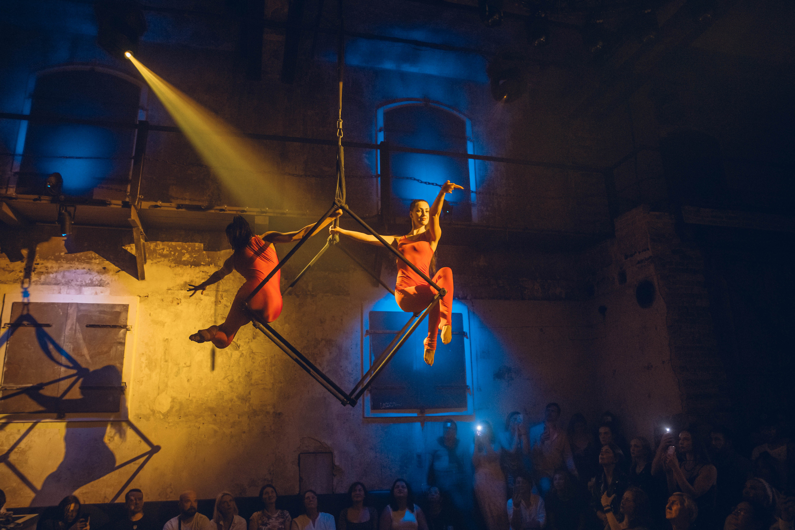 DANCE WITH UKRAINE. Portrait family photographer in Berlin Elena Zakh