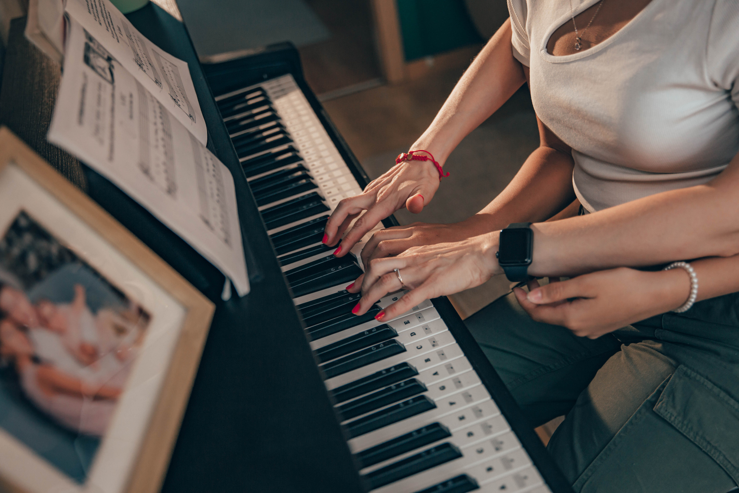 Julia’s family. Portrait family photographer in Berlin Elena Zakh