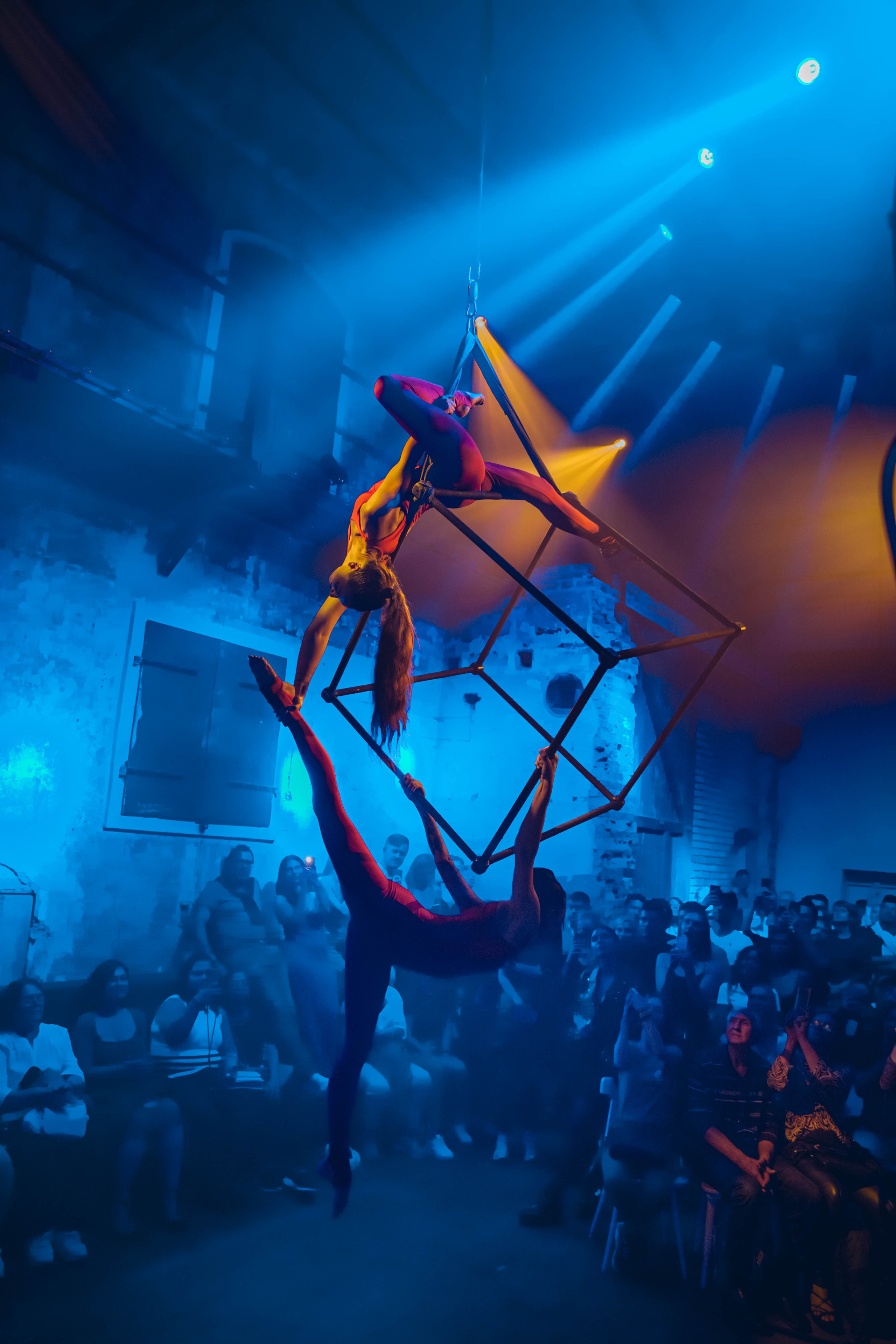 DANCE WITH UKRAINE. Portrait family photographer in Berlin Elena Zakh