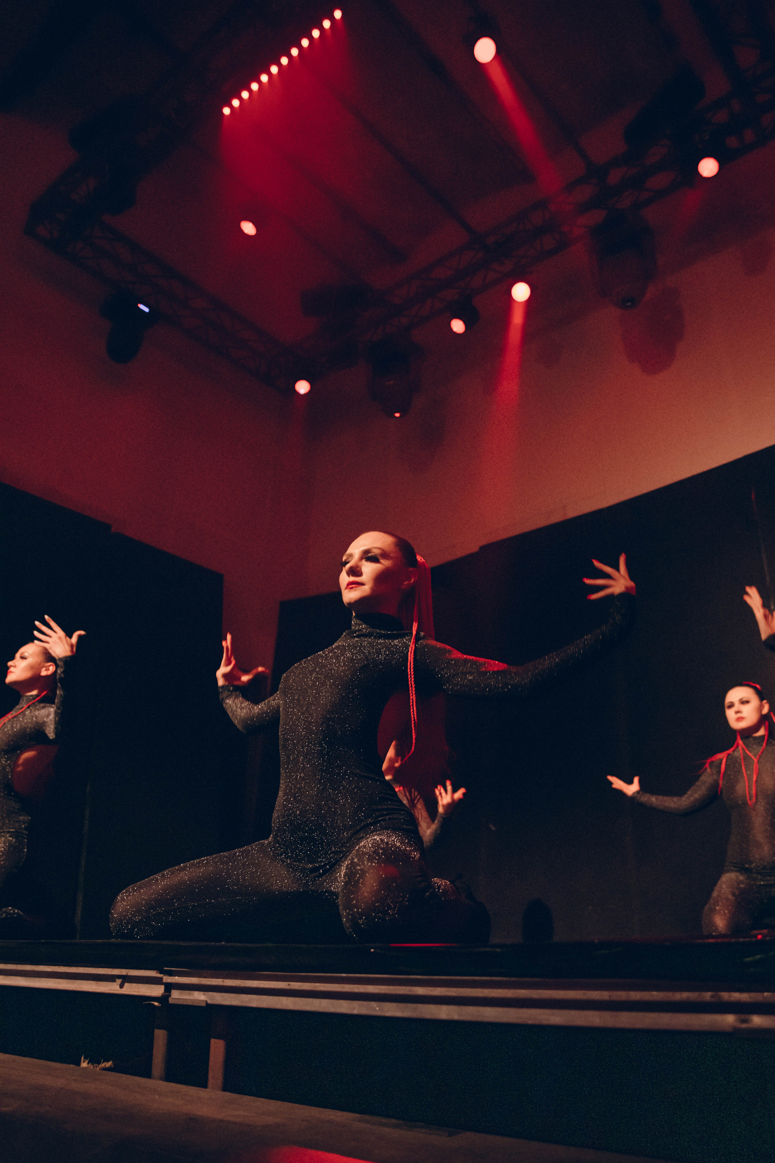 DANCE WITH UKRAINE. Portrait family photographer in Berlin Elena Zakh