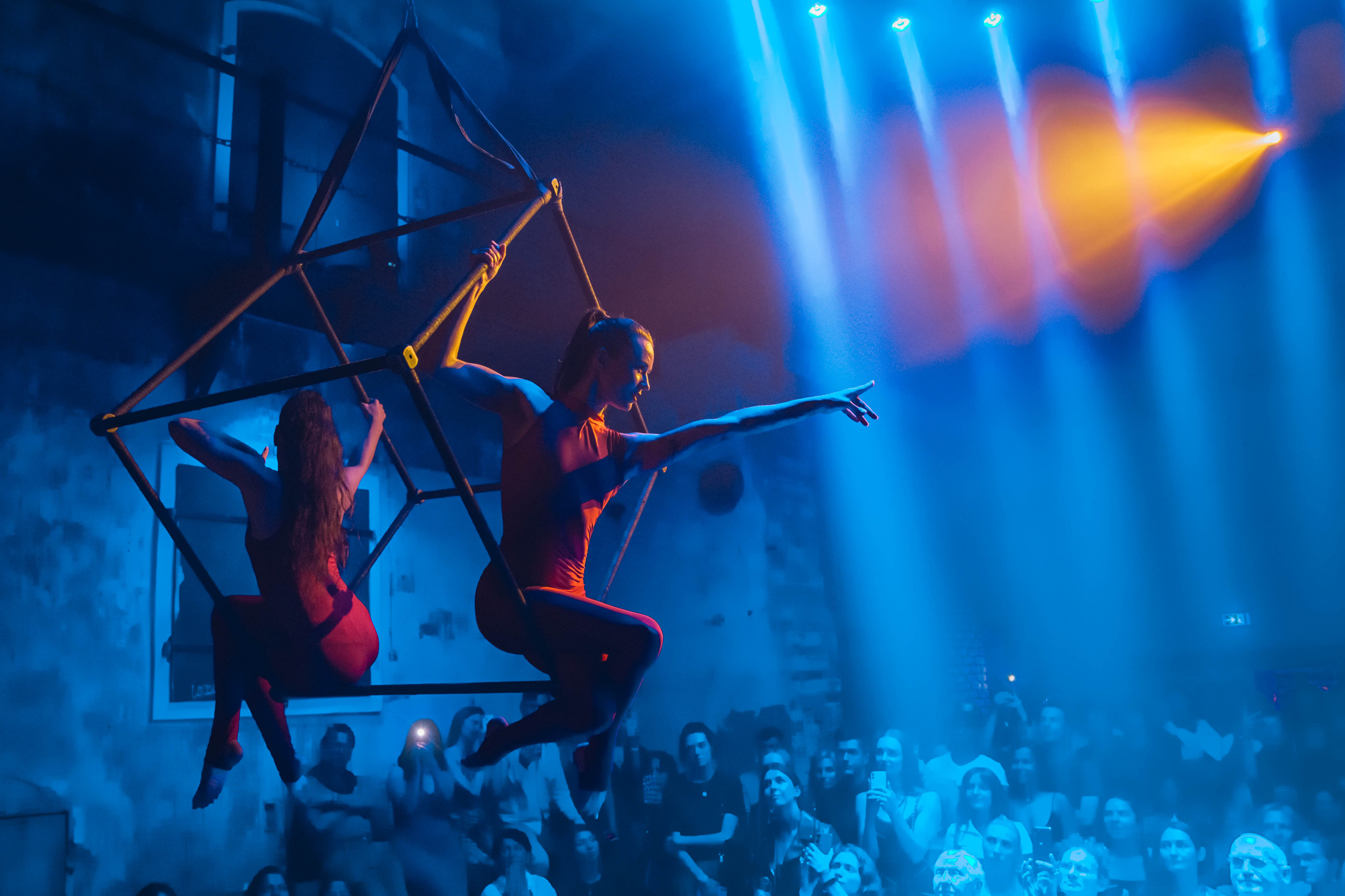 DANCE WITH UKRAINE. Portrait family photographer in Berlin Elena Zakh