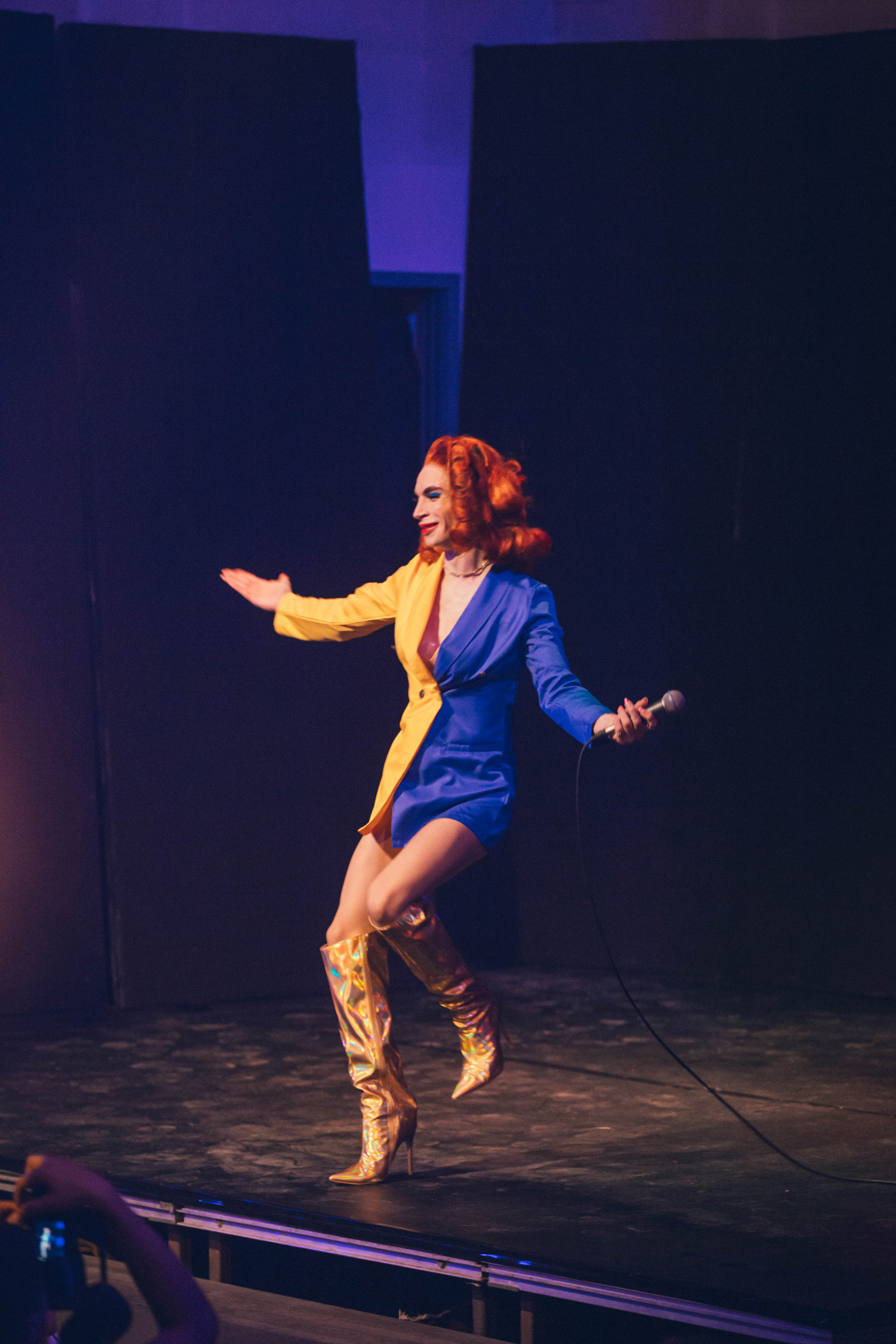 DANCE WITH UKRAINE. Portrait family photographer in Berlin Elena Zakh