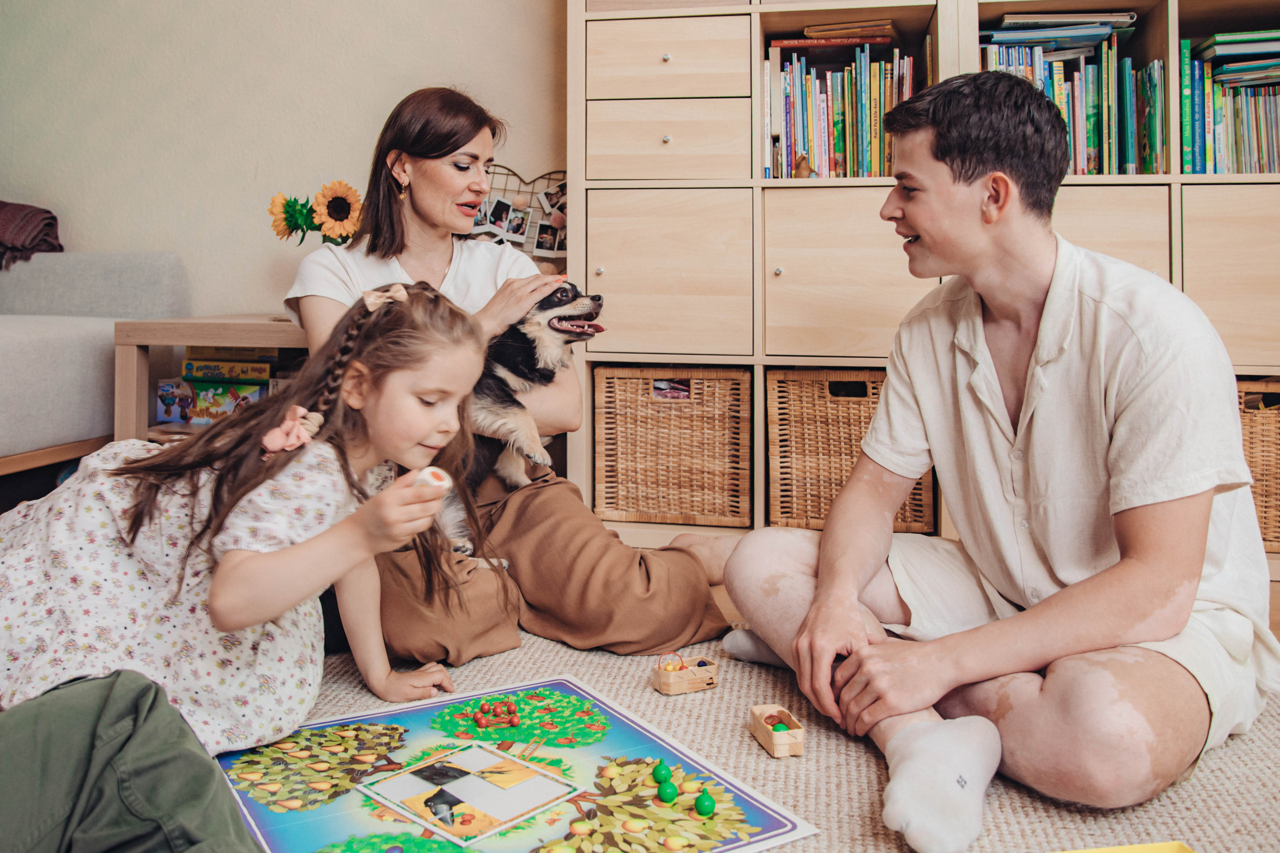 Julia’s family. Portrait family photographer in Berlin Elena Zakh