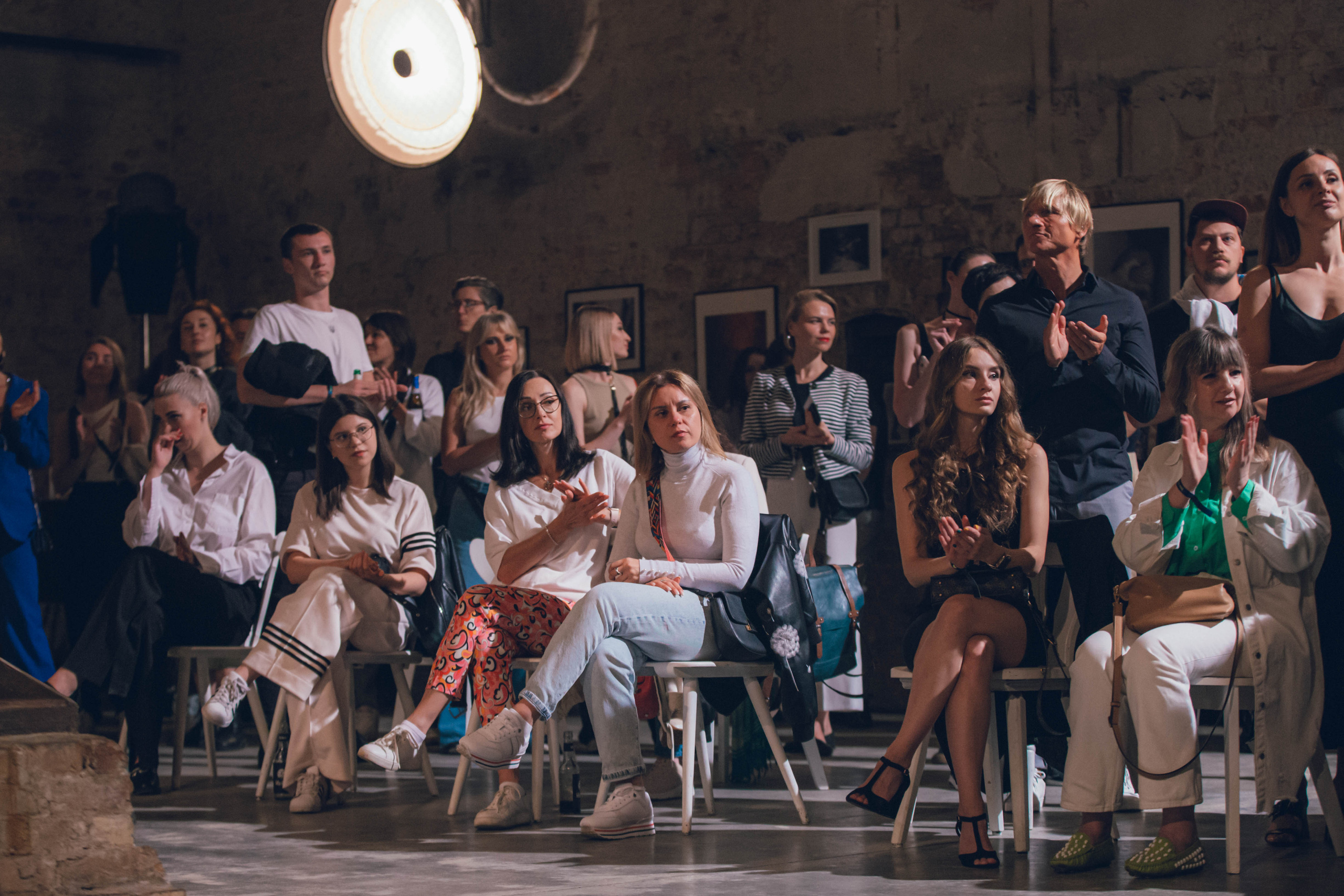 DANCE WITH UKRAINE. Portrait family photographer in Berlin Elena Zakh