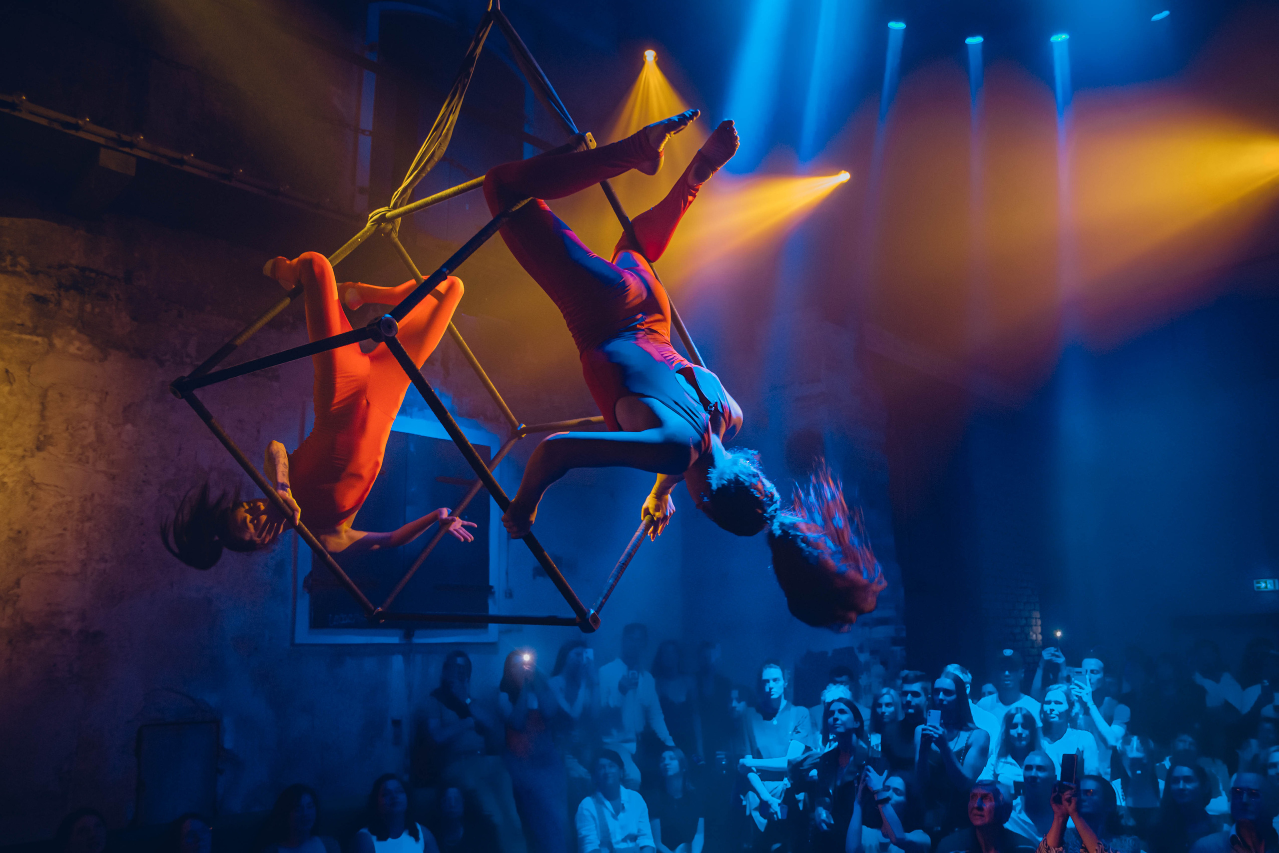 DANCE WITH UKRAINE. Portrait family photographer in Berlin Elena Zakh