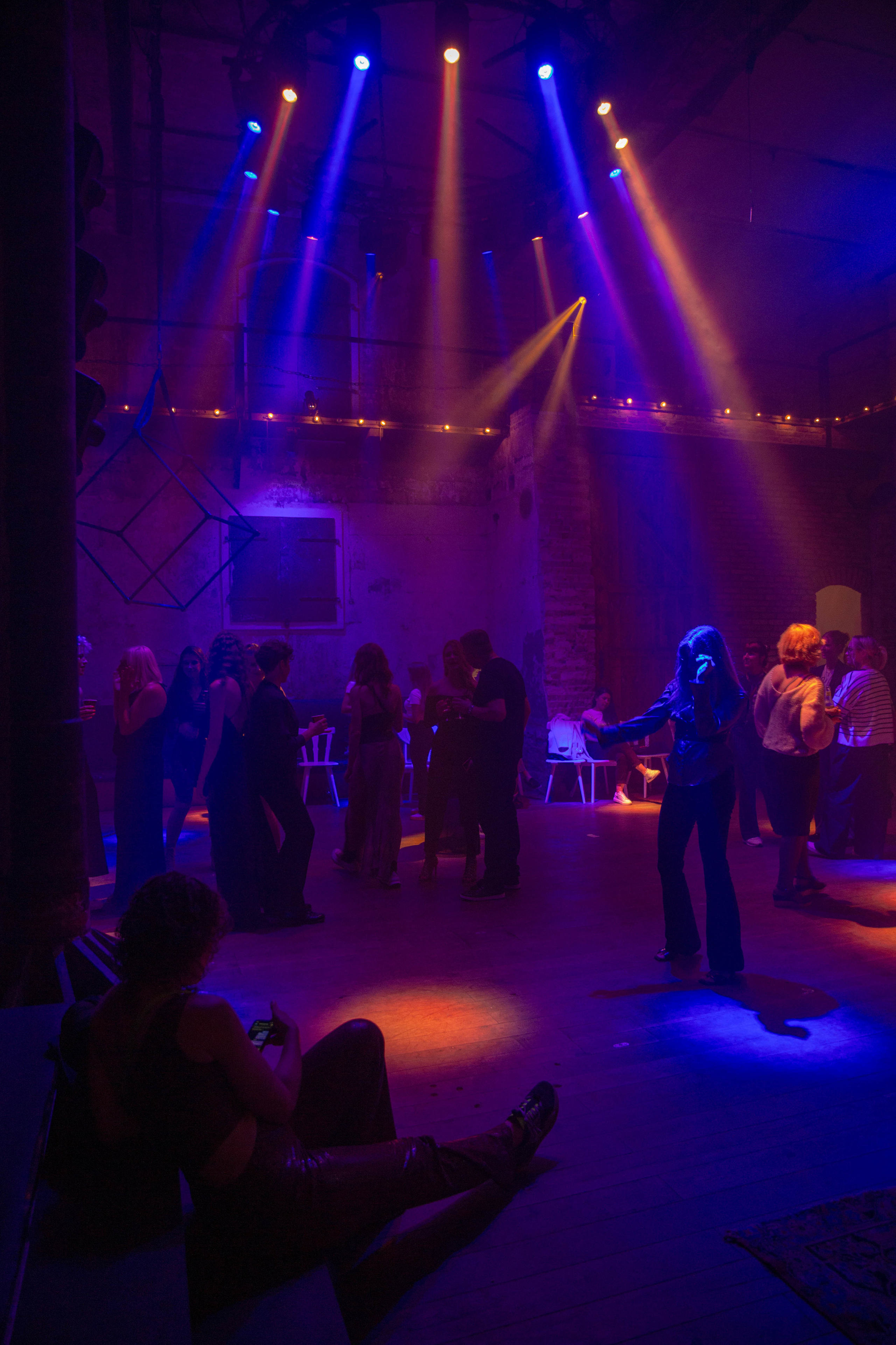 DANCE WITH UKRAINE. Portrait family photographer in Berlin Elena Zakh