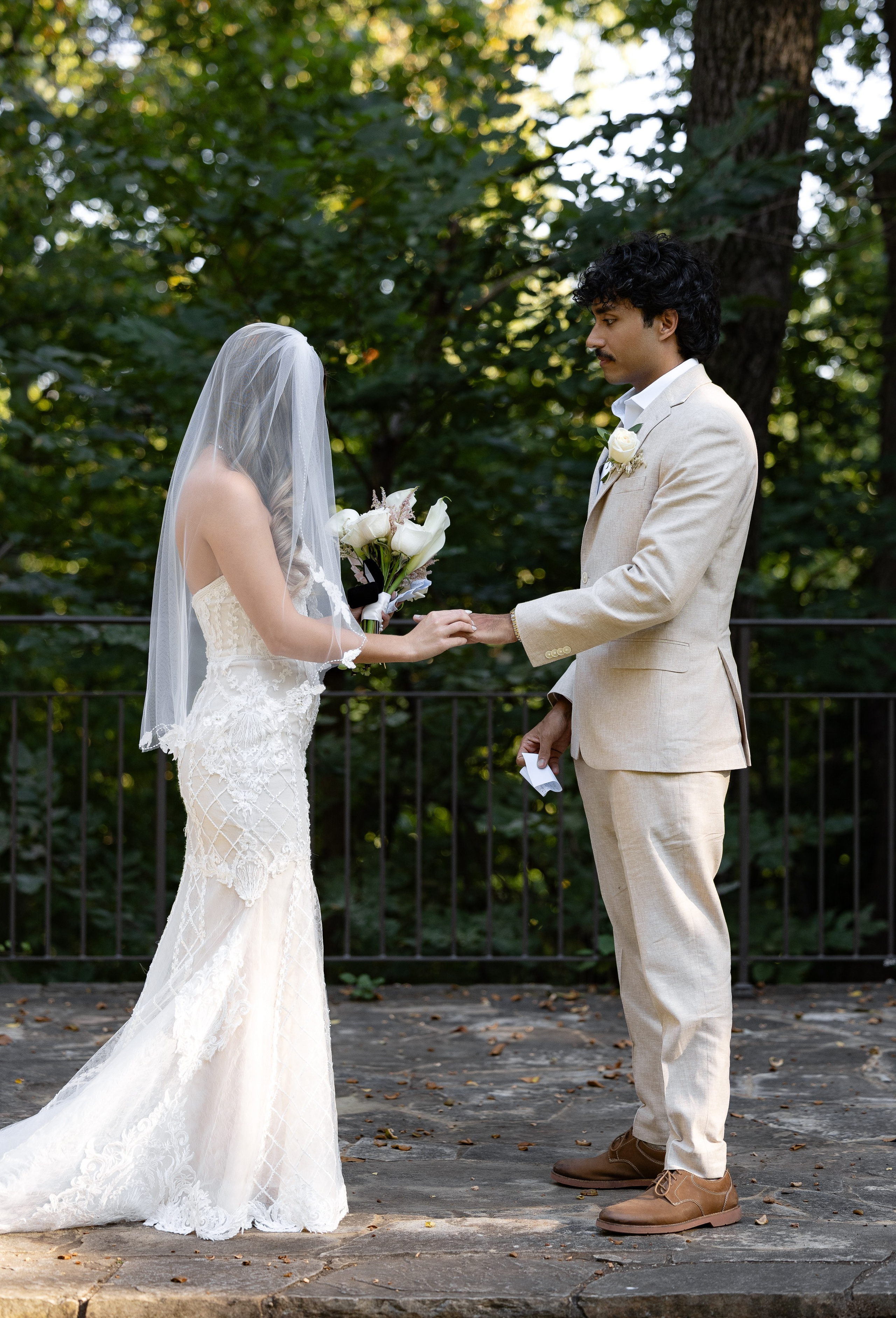 Nina and Arjun. Intimate Elopement in Washington DC. Photographer Anastasia Nagibina