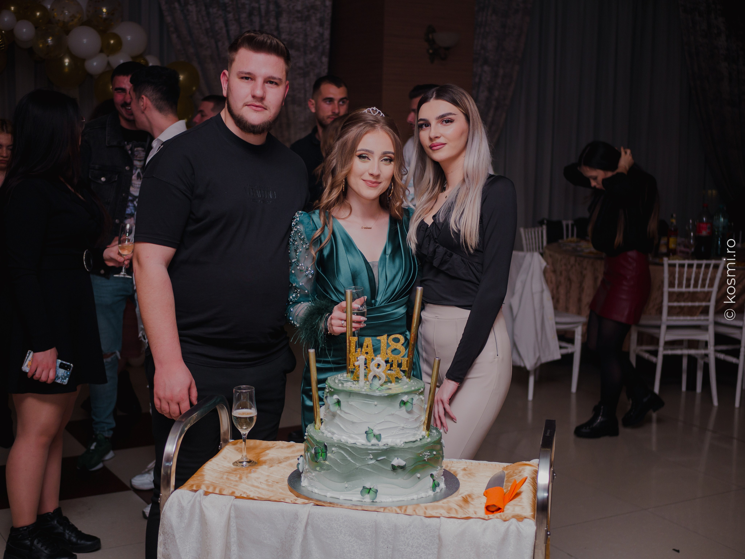 Majorat Andreea. Kosmi