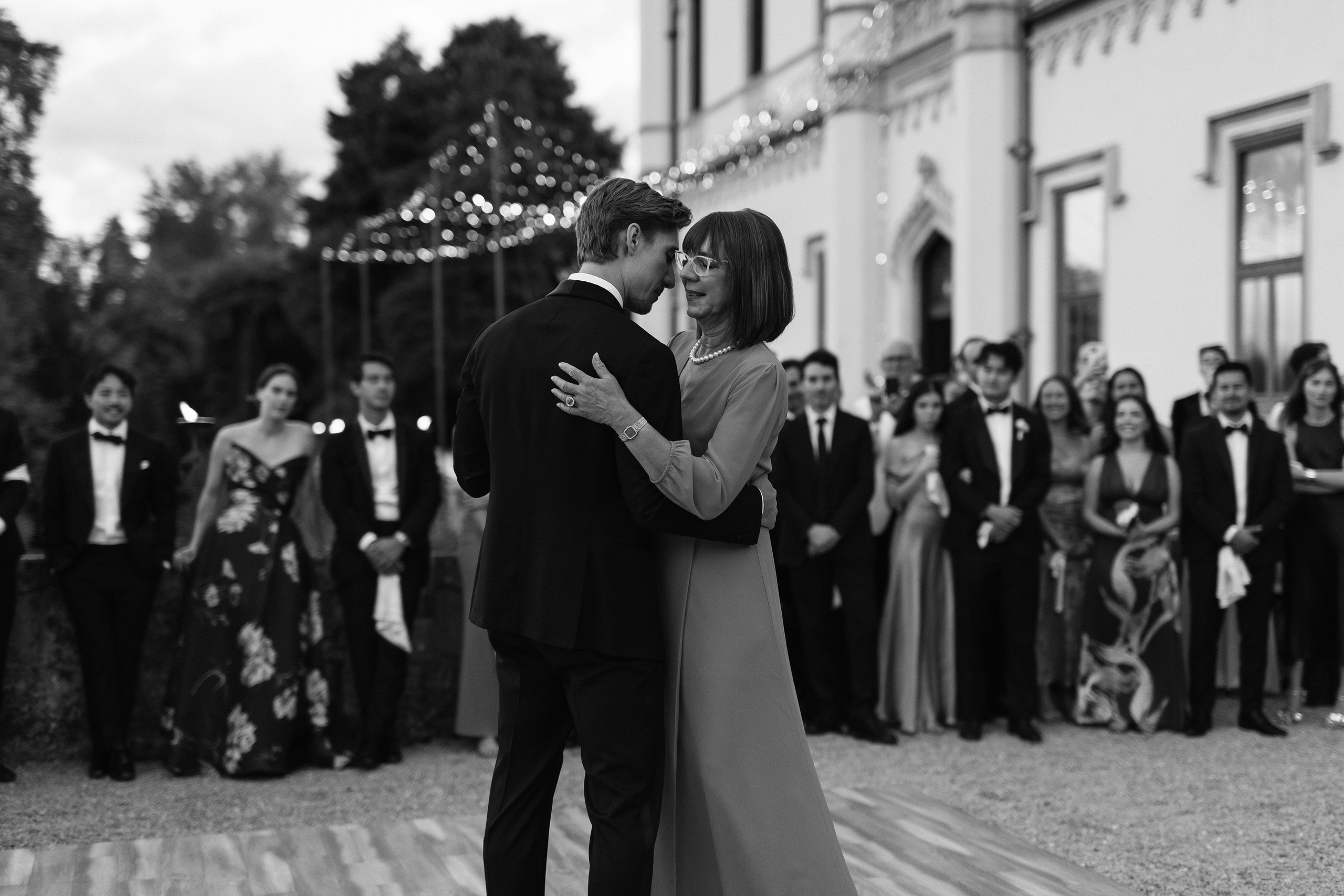 Wedding Photographer Lake Maggiore Como Italy. Wedding Photographer Rome Tuscany Como Sicily Puglia Amalfy Italy- Oksana Savenchuk