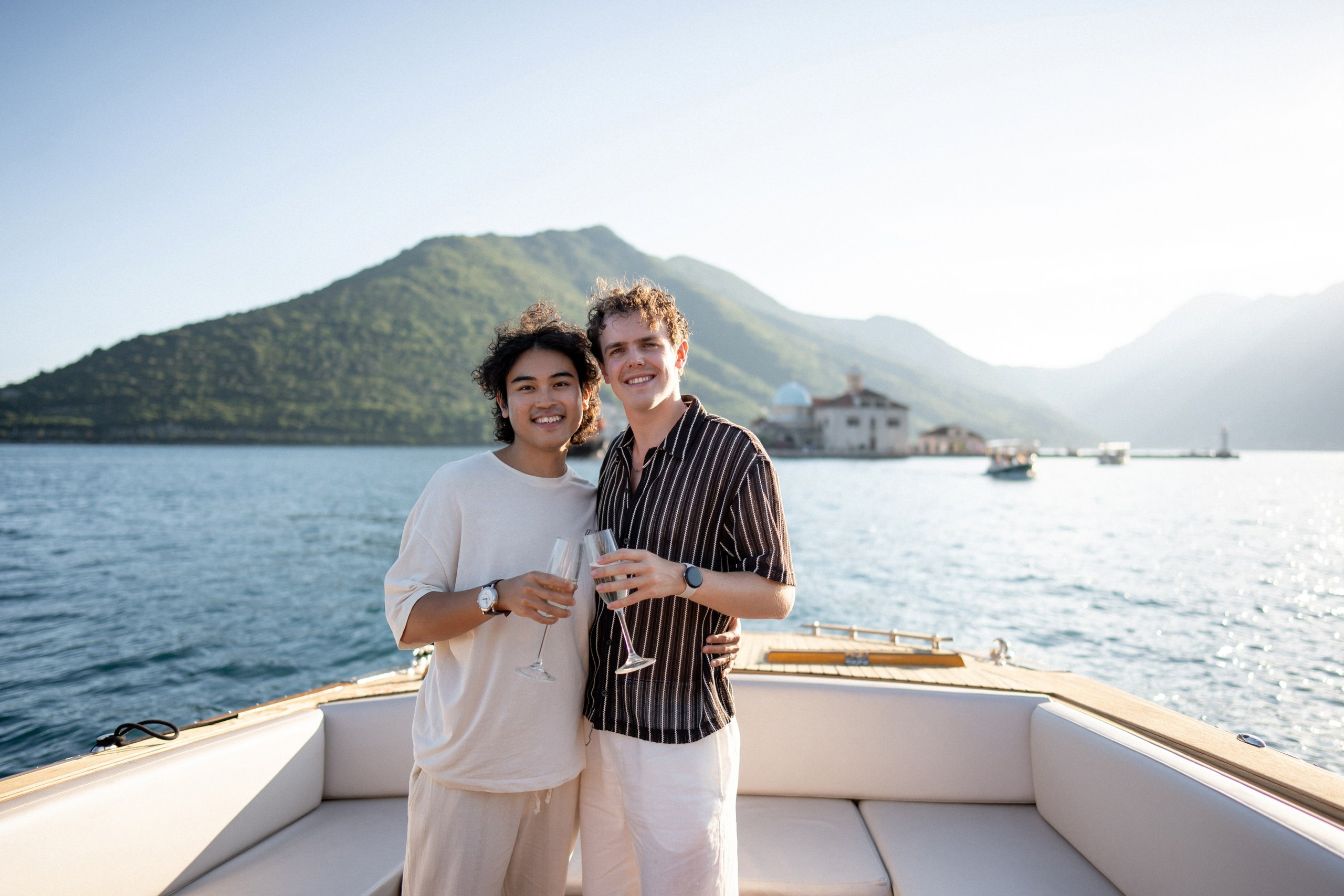 Perast Boat Proposal. Trouwfotograaf & videograaf in Montenegro | Maria & Vasilii