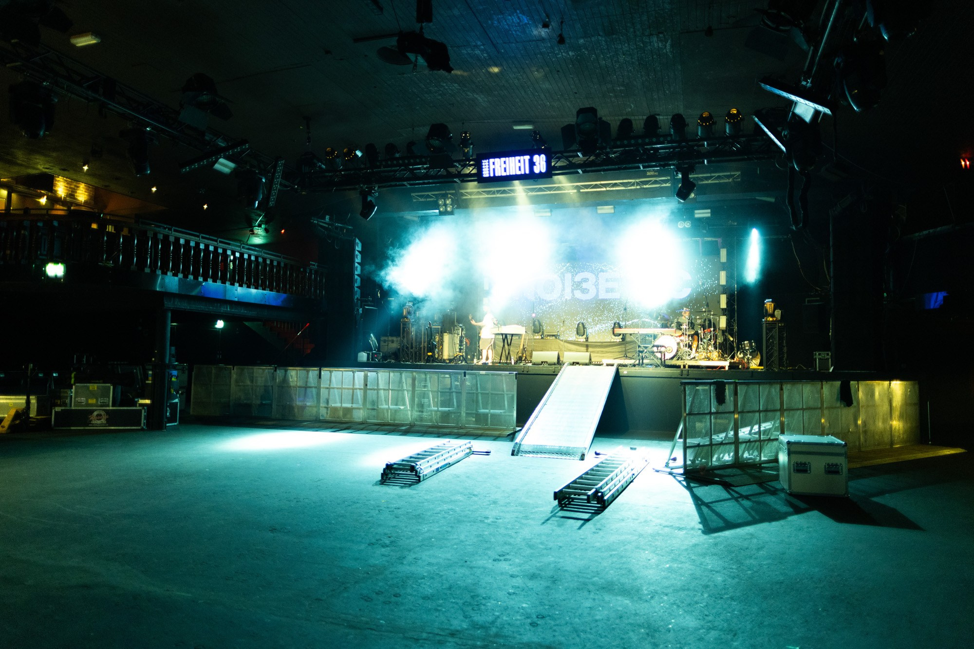 Noise MC. Dmitrii Lukinykh | Visuelles Storytelling & Cinematische Fotografie in Hamburg