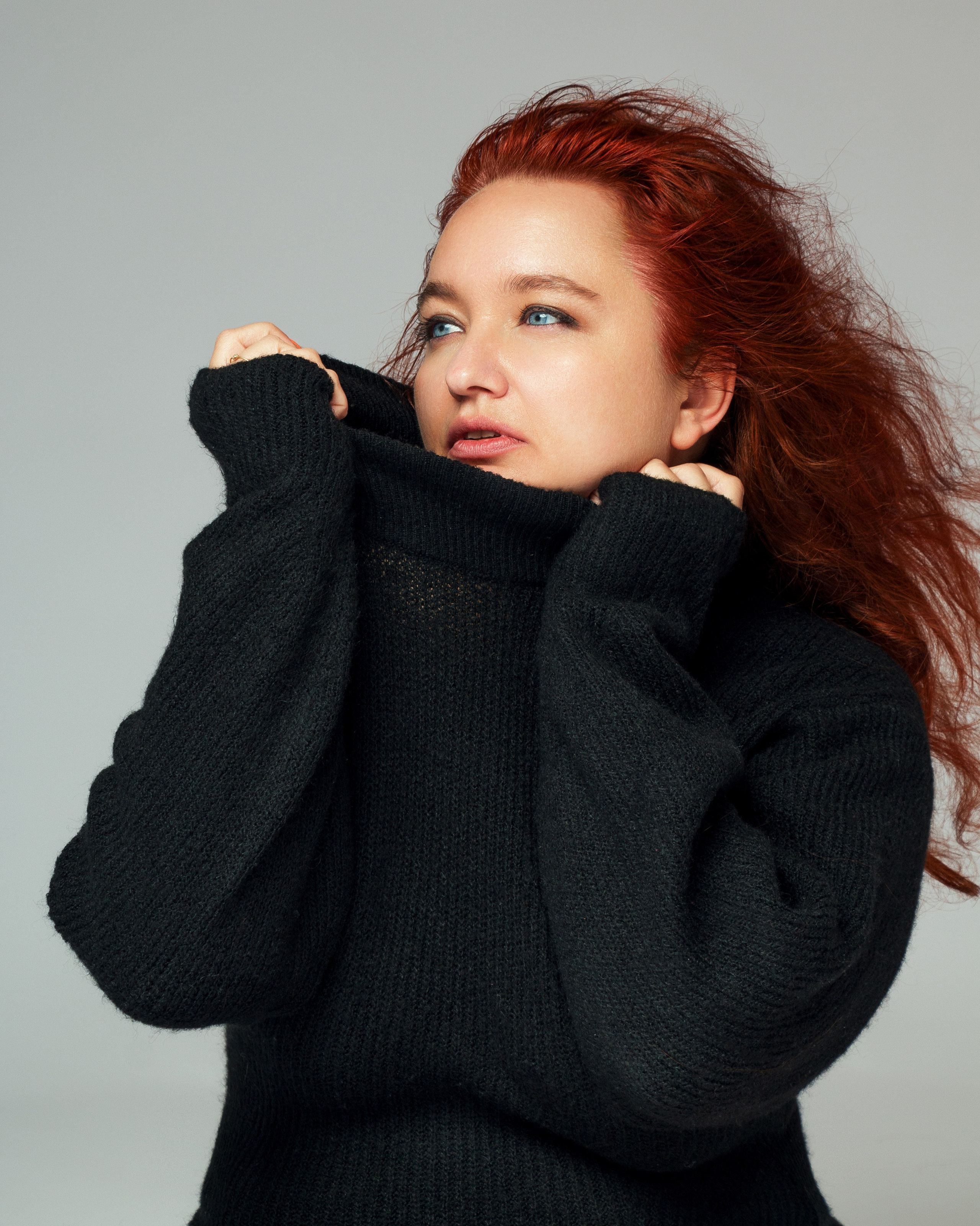 Porträts von Ksenia | Ausdruck & Stil im Studio Gifhorn. Fotograf Gifhorn Gulnara Minich Niedersachsen