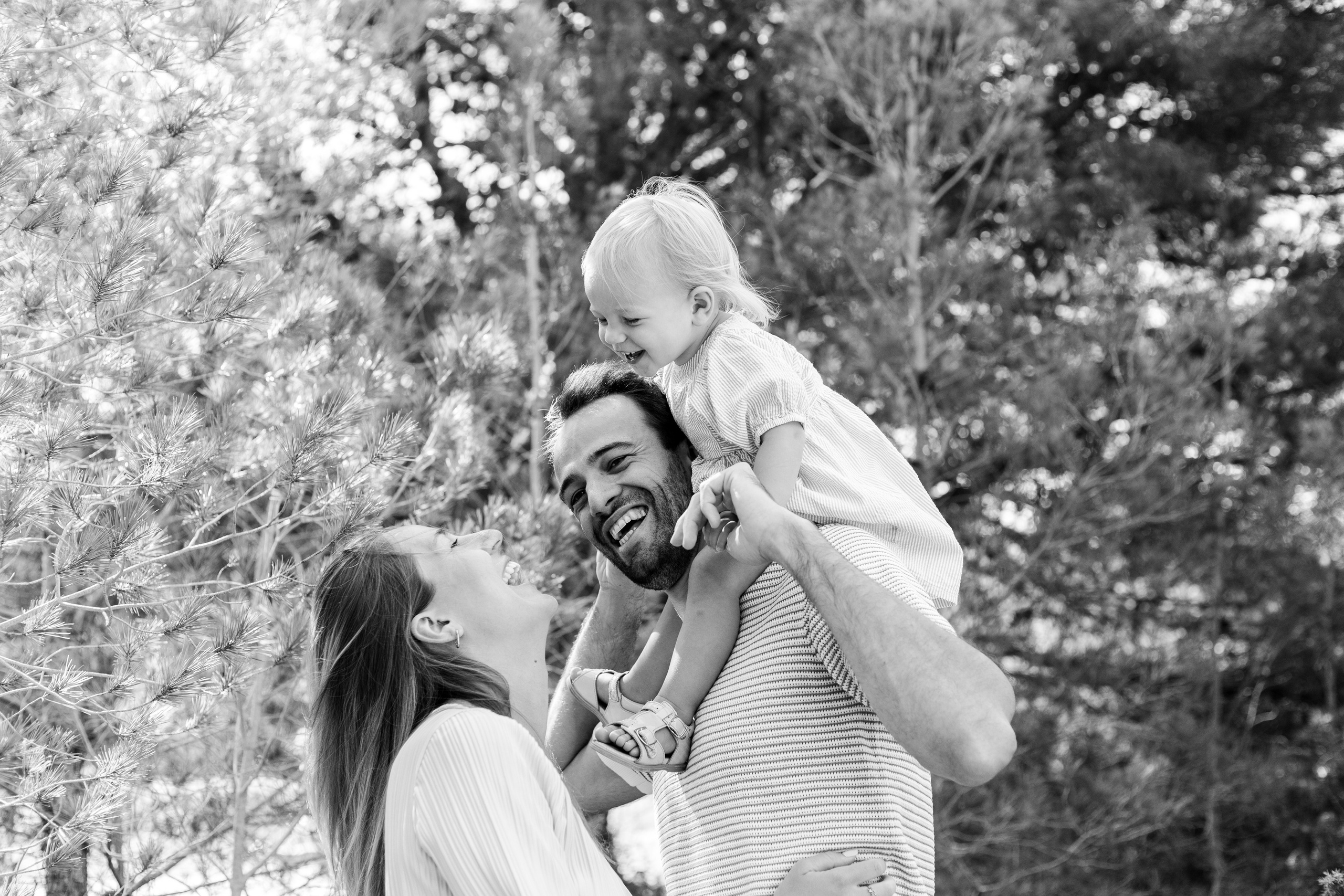 Elise et sa famille. Studio photo « Partage ton bonheur » – Photographe famille près de Châtellerault, Poitiers et Tours
