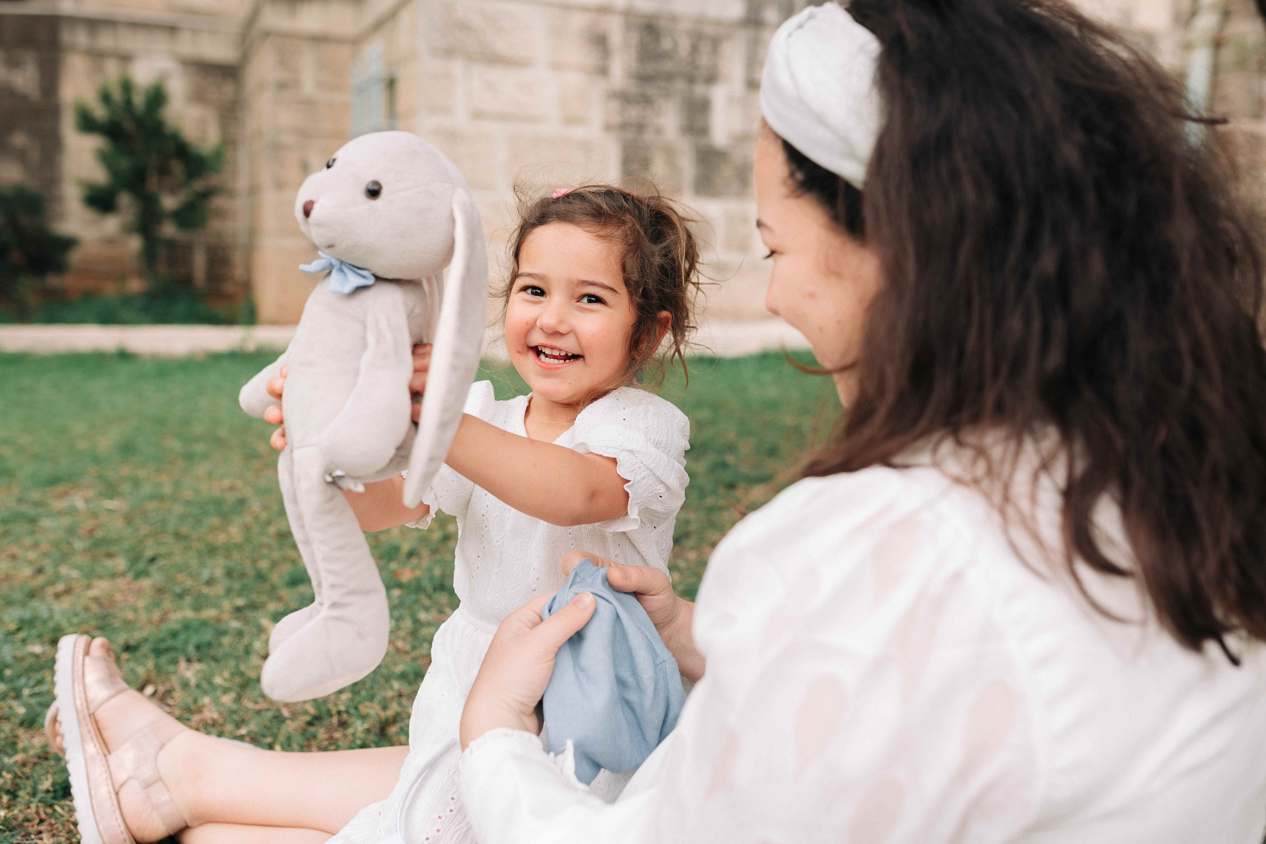 EXPECTING A BABY, JERUSALEM. PHOTOGRAPHER IN ISRAEL