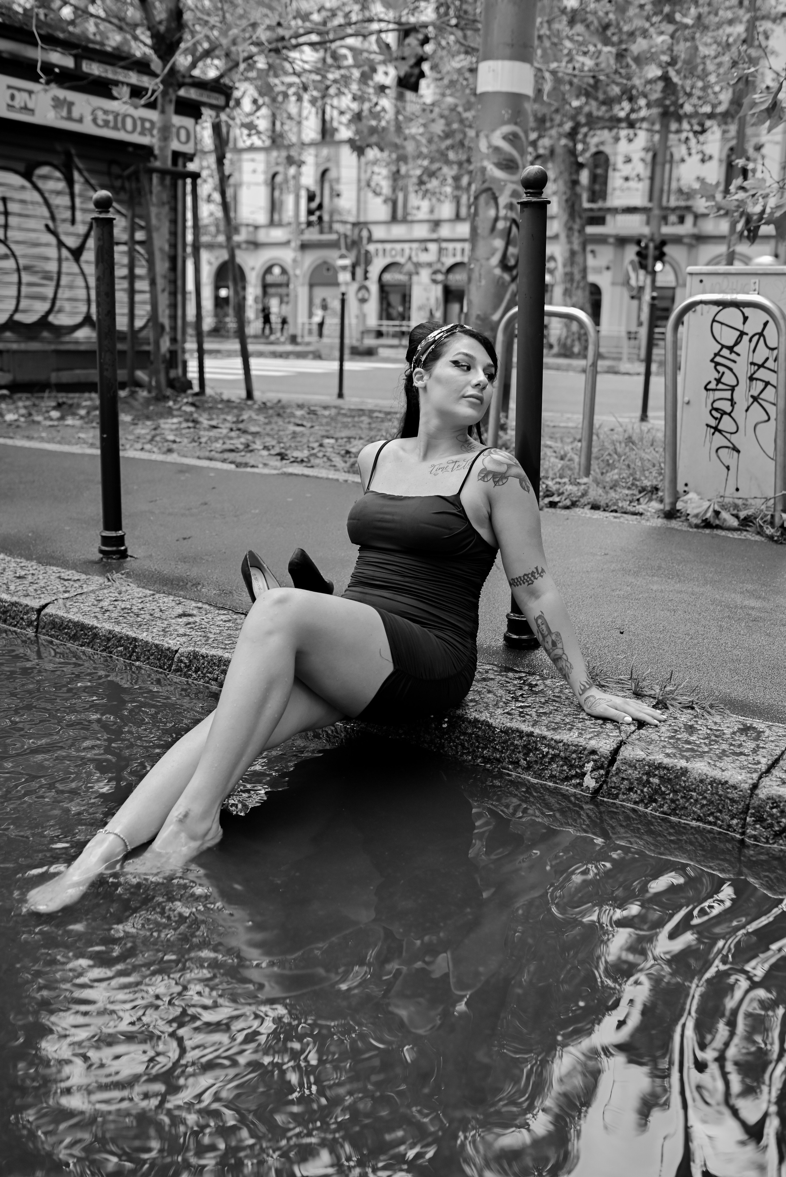 Scatti per far andare l’acqua di traverso all’ex