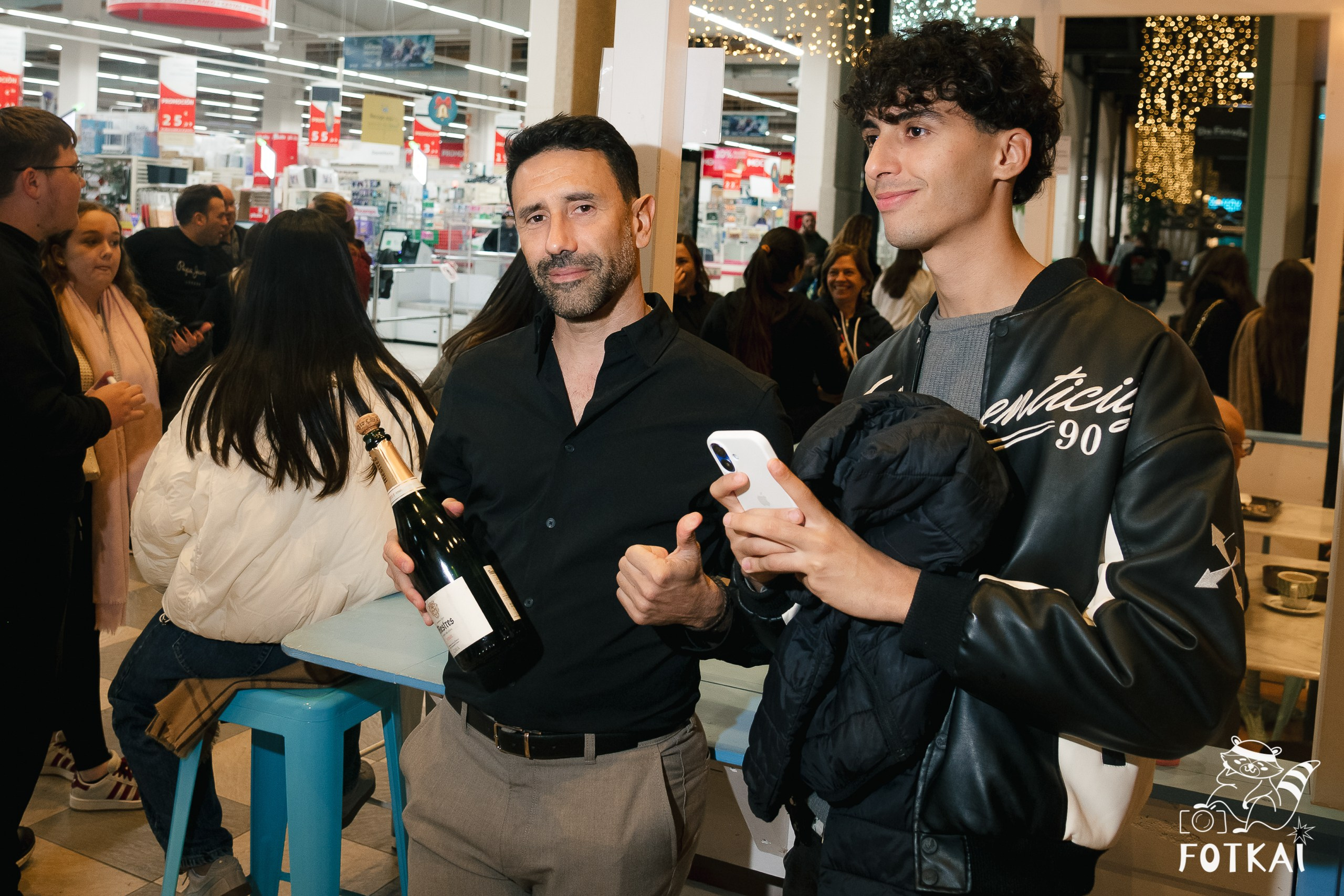 Inauguración de Las Tartas de Julita en La Zenia — fotoreportaje del evento | FOTKAI