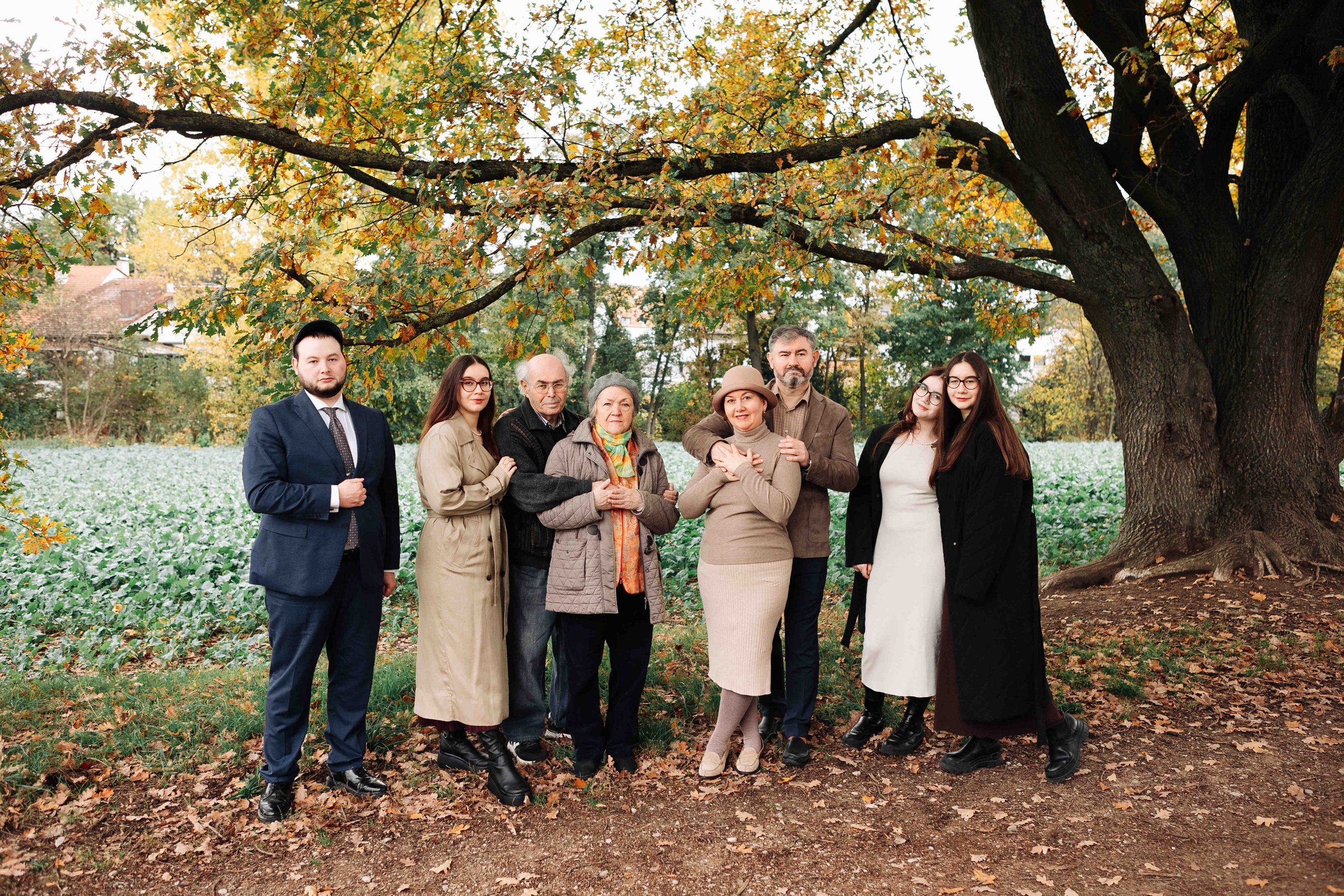 BIG OAK, BIG FAMILY. Https://shi-photo.com/