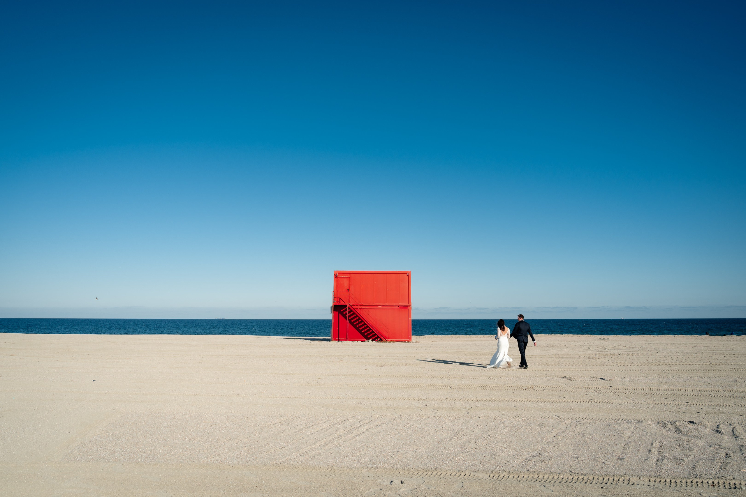Elly & Andrew. Destination Wedding Photographer Alex Pasarelu