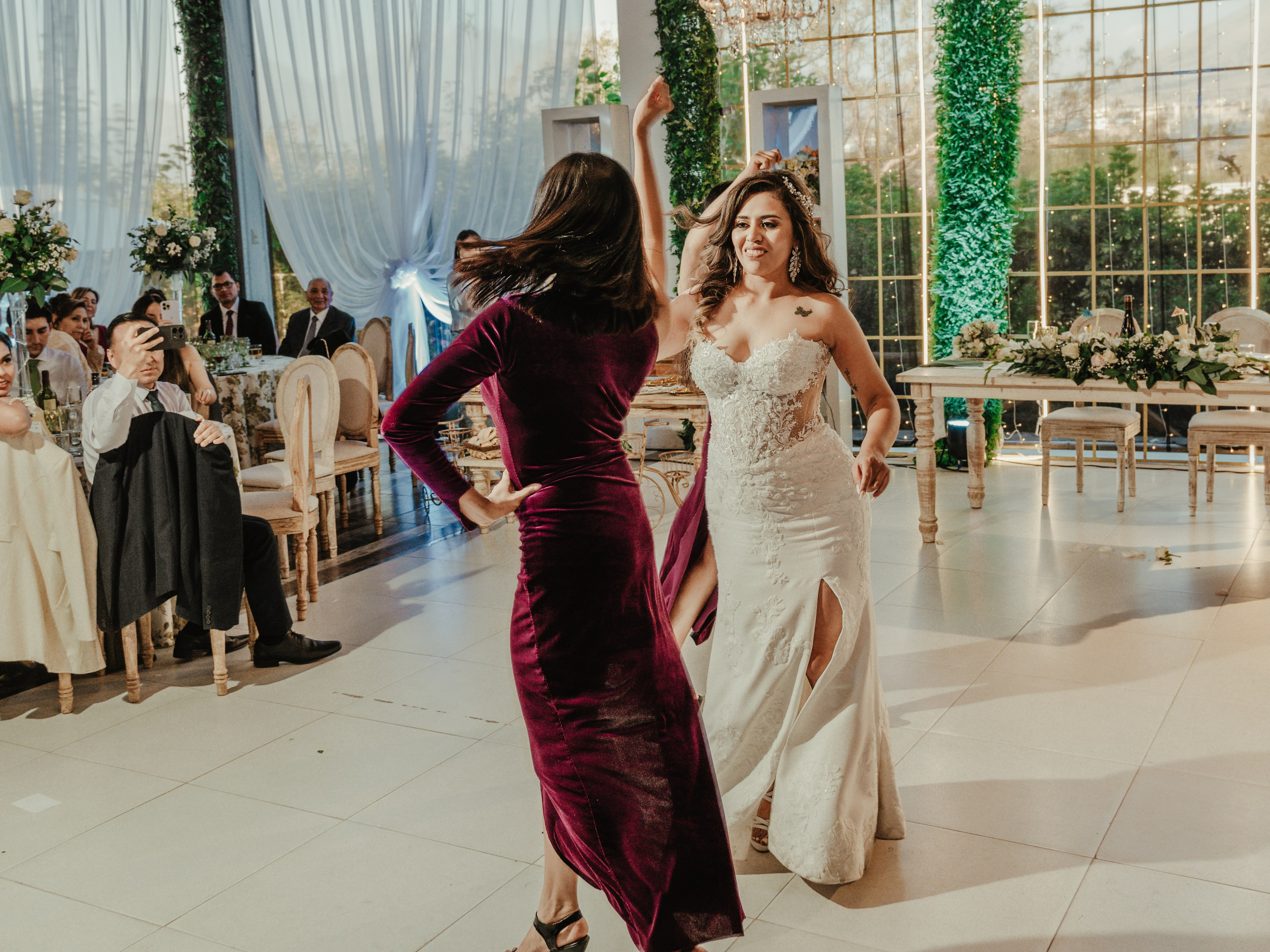CARLA Y MARIO BODA RELIGIOSA. Studio KVTA | Fotografía y Video de Bodas en Arequipa