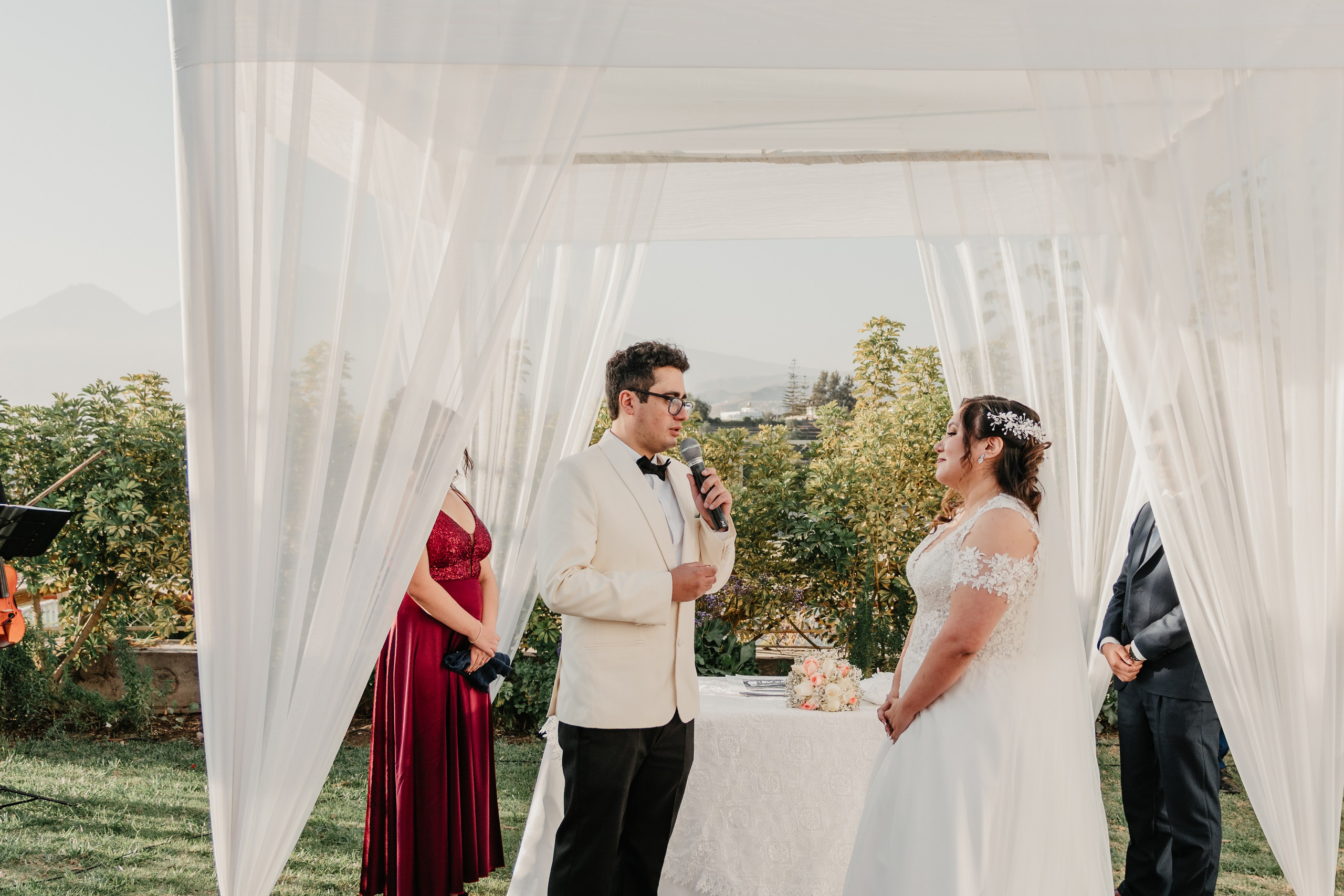 VANIA + LUIS BODA CIVIL. Studio KVTA | Fotografía y Video de Bodas en Arequipa