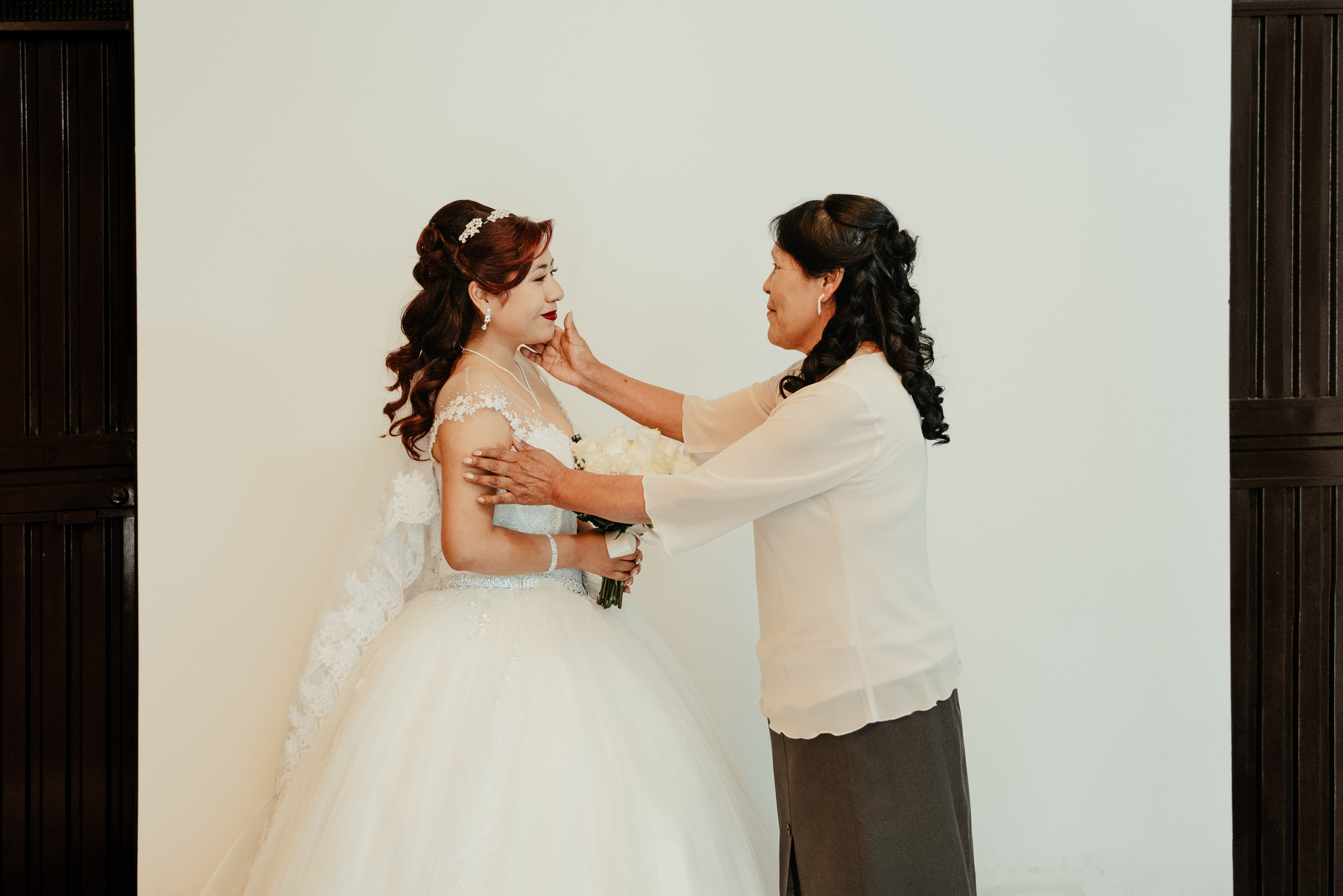 VANESSA + FRANKLIN BODA RELIGIOSA. Studio KVTA | Fotografía y Video de Bodas en Arequipa