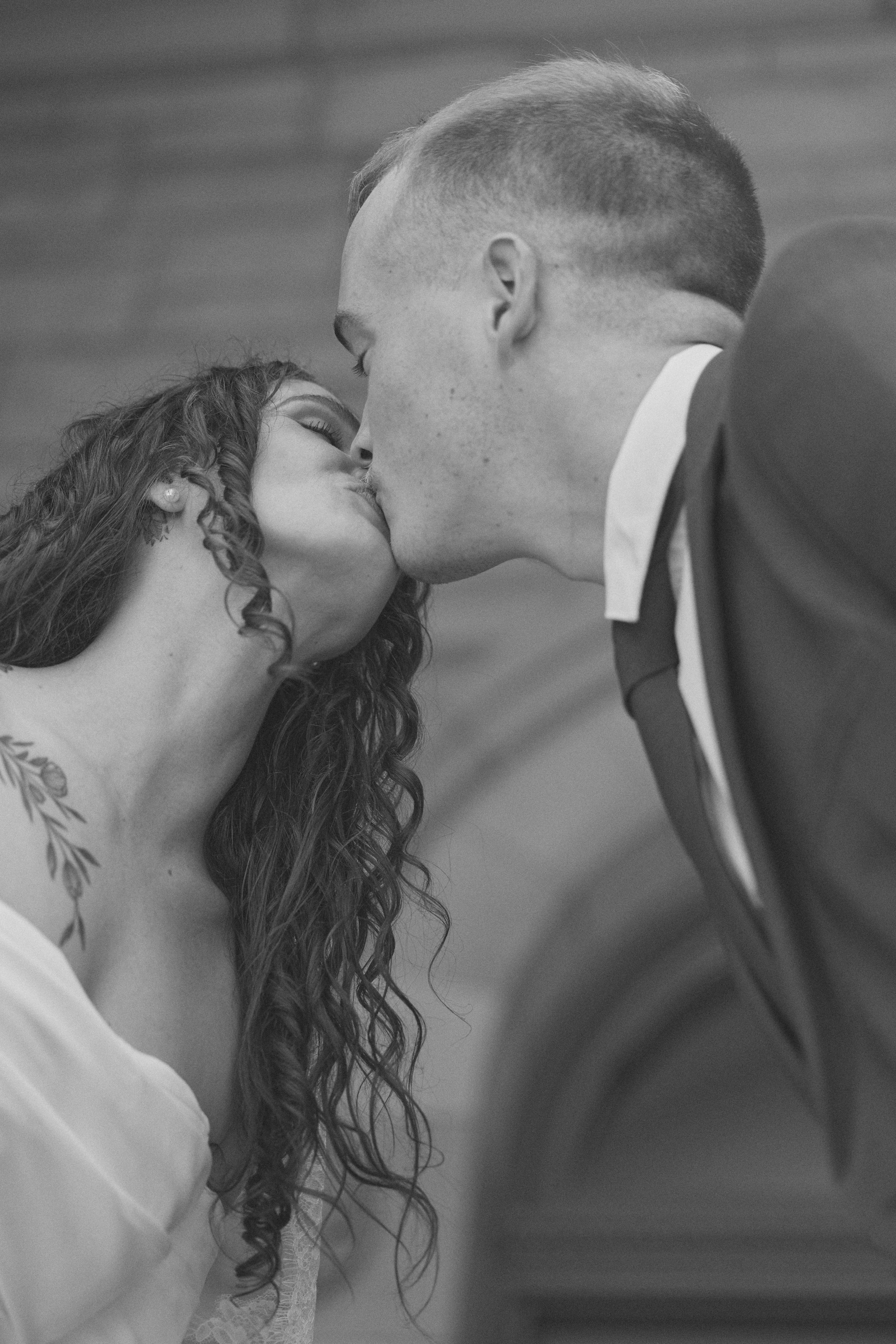 CITY HALL, ELOPEMENT, MICROWEDDING gallery. Kovyphoto