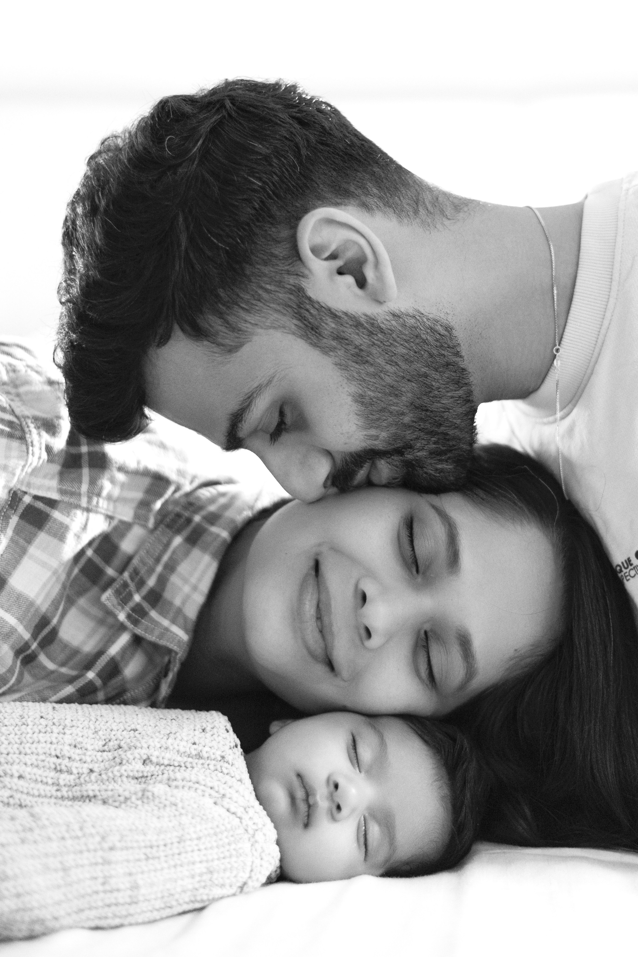 Julia Kuzmovych personal and pregnancy photographer in London