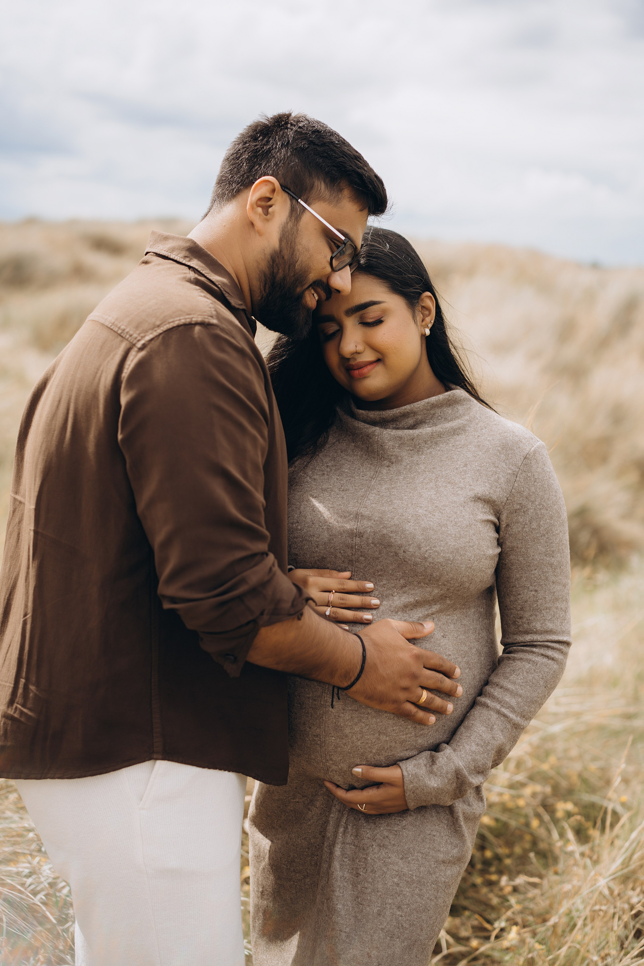 Meera: Bull island. Maternity/Love story/Wedding photographer