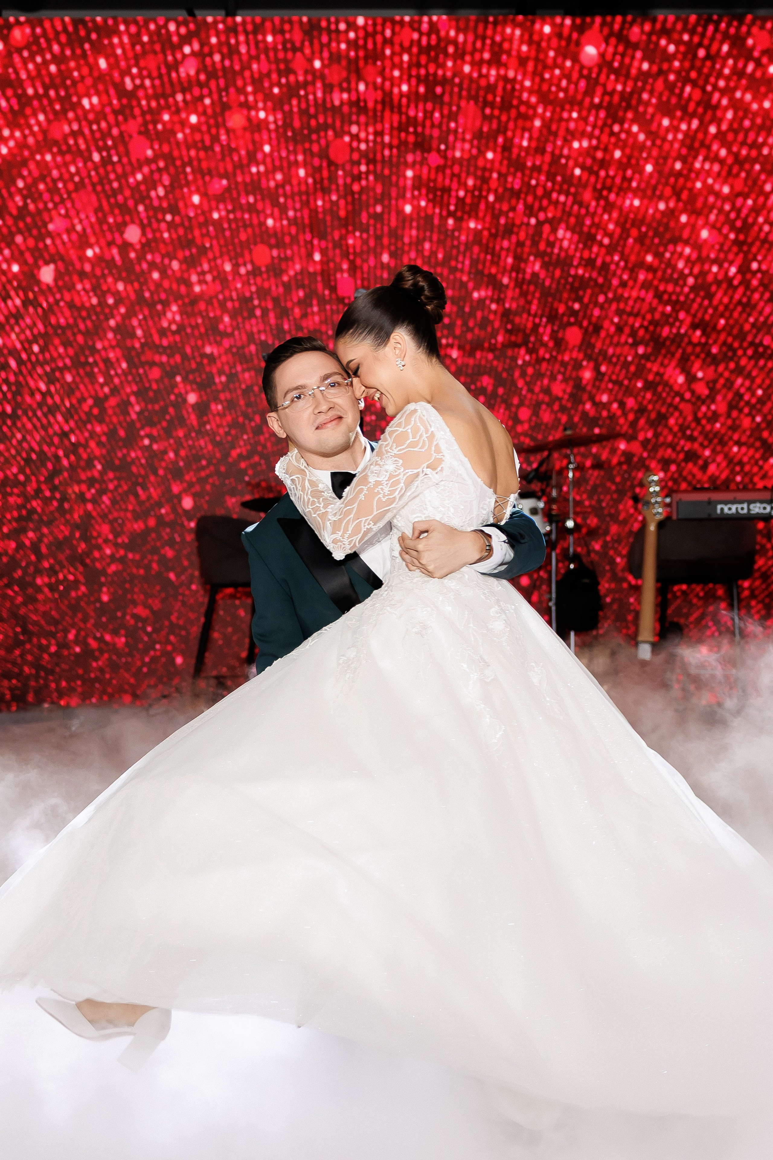 Serghei & Erica — Queen Residence. Servicii Foto și Video 067188353