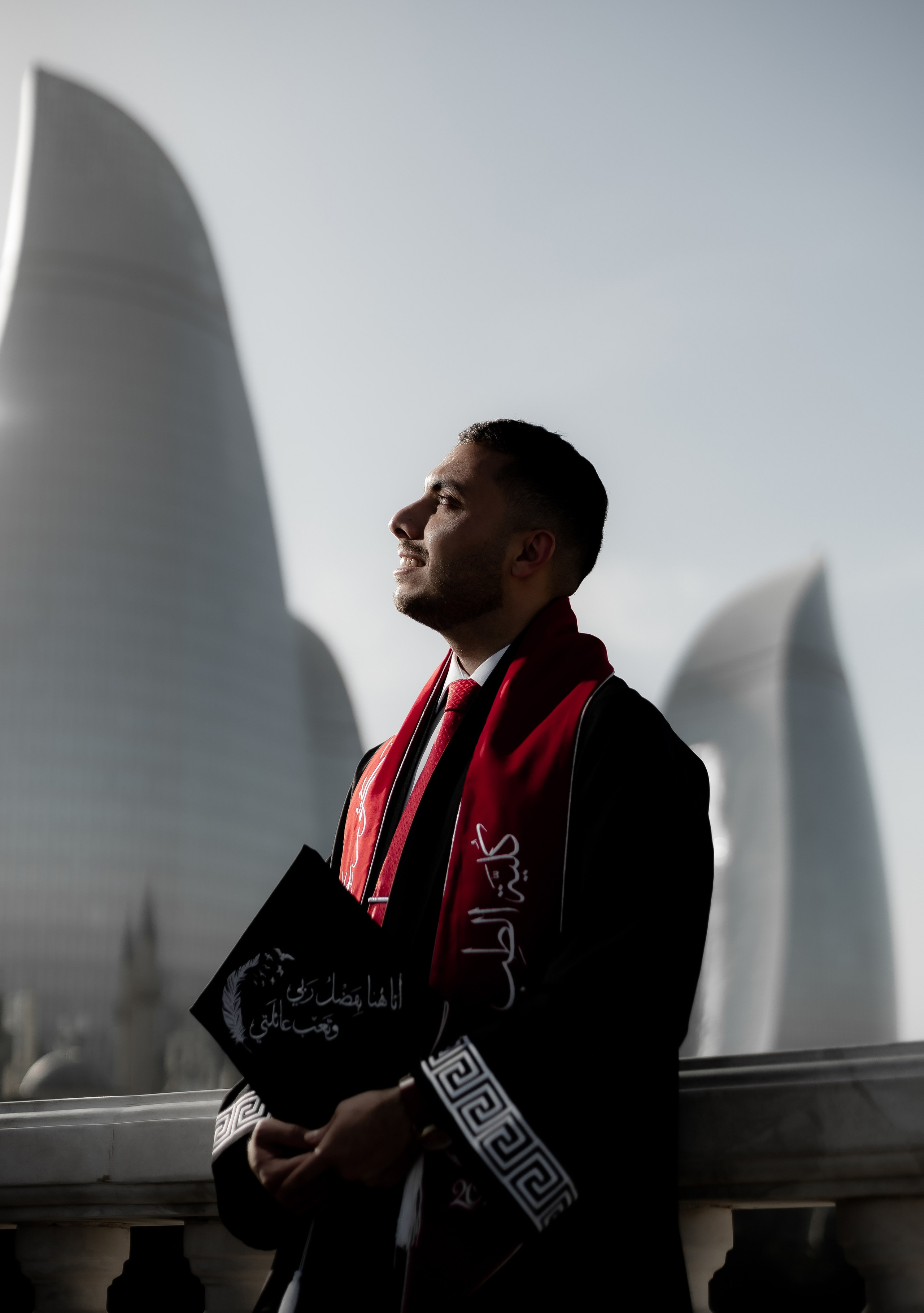 Premium mezun xalati, qara mezun geyimi, ag mezun libasi, qirmizi sarfli mezun paltari, mezun aksesuarlar, mezun papaqlari, mezun lentleri, mezun hediyyeleri, mezun fotosessiya geyimleri, mezun cekilisi ucun geyimler, mezun tedbirleri ucun aksesuarlar, mezun geyimlerinin icare ve satisi, premium mezun libaslari, mezun geyimleri online sifaris, mezun geyimleri Bakida, mezun geyimleri qiymetleri, mezun geyimleri modelleri, Mezun cekilisi, mezun fotosessiyasi, mezun cekilisi ucun geyimler, mezun mantiyasi cekilisi, mezun fotosessiya ideyalari, mezun gunu fotosessiya, mezun xatireleri, mezun papaqlari ile fotosessiya, mezun lentleri ile cekilis, ferdi mezun fotosessiyasi, qrup mezun cekilisi, mezun fotosessiya mekani, mezun ucun ideal cekilis fonlari, mezun fotosessiya aksesuarlari, mezun albomu sekilleri, mezun cekilisi poza ideyalari, universitet mezun fotosessiyasi, kollektiv mezun fotosessiyasi, mezun xalatlari ile cekilis, mezun mantiyasi fotosessiyasi, mezun geyimleri ile professional cekilis, mezun tebrik fotosessiyasi, en yeni mezun cekilis trendləri, mezun fotosessiya xidmetleri, premium mezun cekilisi, mezun cekilisi ucun dekorlar, mezun fotosessiyasi aksesuarlar, mezun gunu en gozel fotolar, mezun cekilisi fotostudiya, bakida mezun fotosessiyasi, xaricde mezun cekilisi, mezun gunune ozel cekilis,Məzun mantiyaları, eksklüziv məzun geyimləri, ağ və qara məzun libasları, məzun üçün xüsusi şarf modelləri, məzun papağı və aksesuarları, fərdi dizayn məzun geyimləri, məzun tədbiri üçün ən yaxşı seçimlər, məzun fotosessiyası üçün ideal libaslar, məzun mərasimi geyimləri, keyfiyyətli məzun mantiyası, rahat və şık məzun geyimləri, məzun üçün lent və tac modelləri, məzun simvolik medalları, icarəyə verilən məzun libasları, məzun geyimlərinin sərfəli qiymətləri, onlayn məzun geyimi sifarişi, məzun paltarı mağazası, dəbli məzun geyimləri, premium məzun mantiyalarının satışı, universitet məzunları üçün mantiyalar, kollektiv məzun geyimləri, məktəb məzunları üçün geyimlər, diplom mərasimi üçün geyimlər, fərqli rəngdə məzun libasları, ən yeni məzun geyimləri, rahat və premium məzun geyimi seçimləri, Bakıda məzun geyimi mağazası, məzun üçün ən yaxşı libaslar