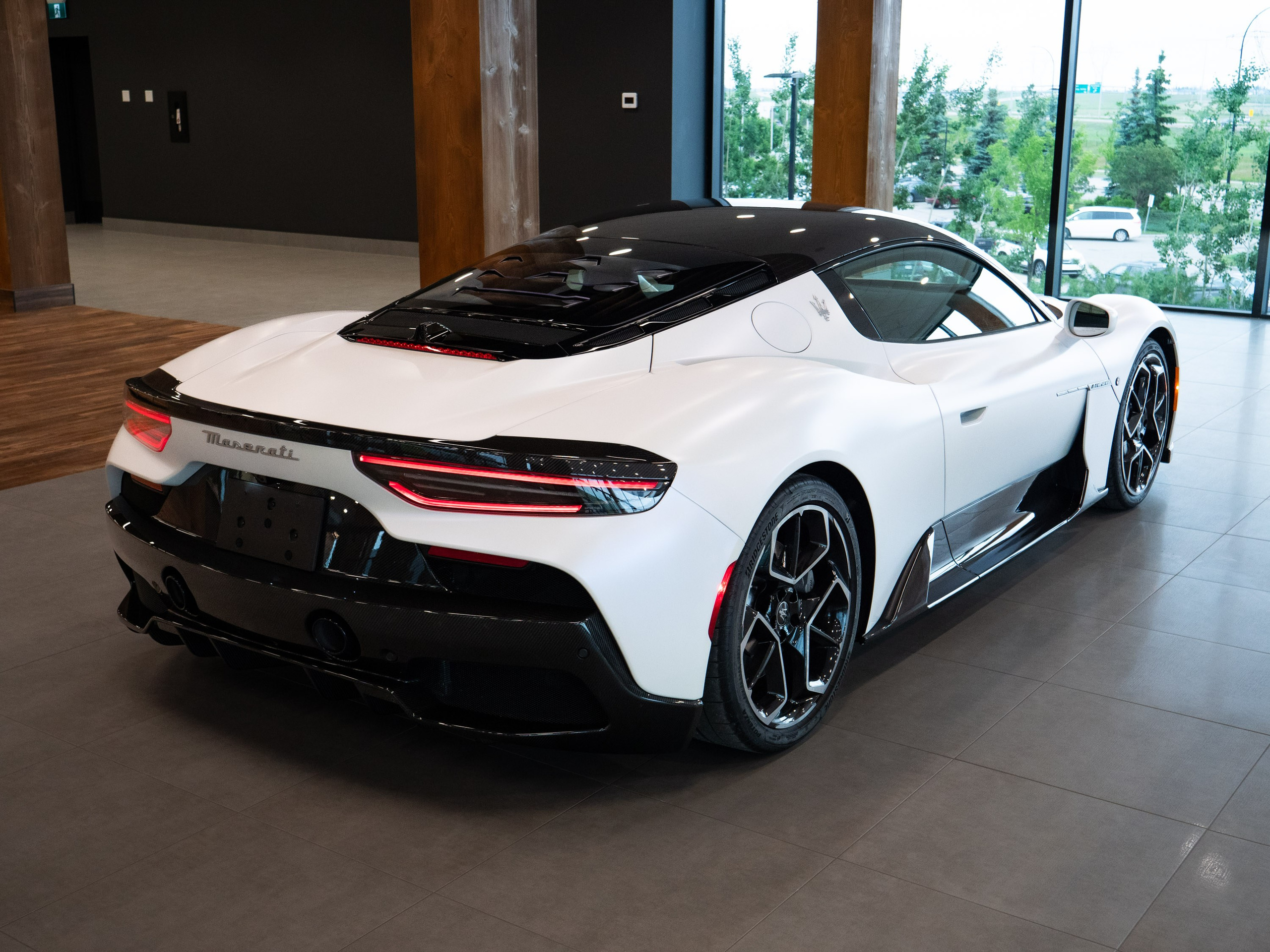 Maserati MC20. Dimitri Ilkov Photography — Capturing Life’s Moments in Edmonton, Cana